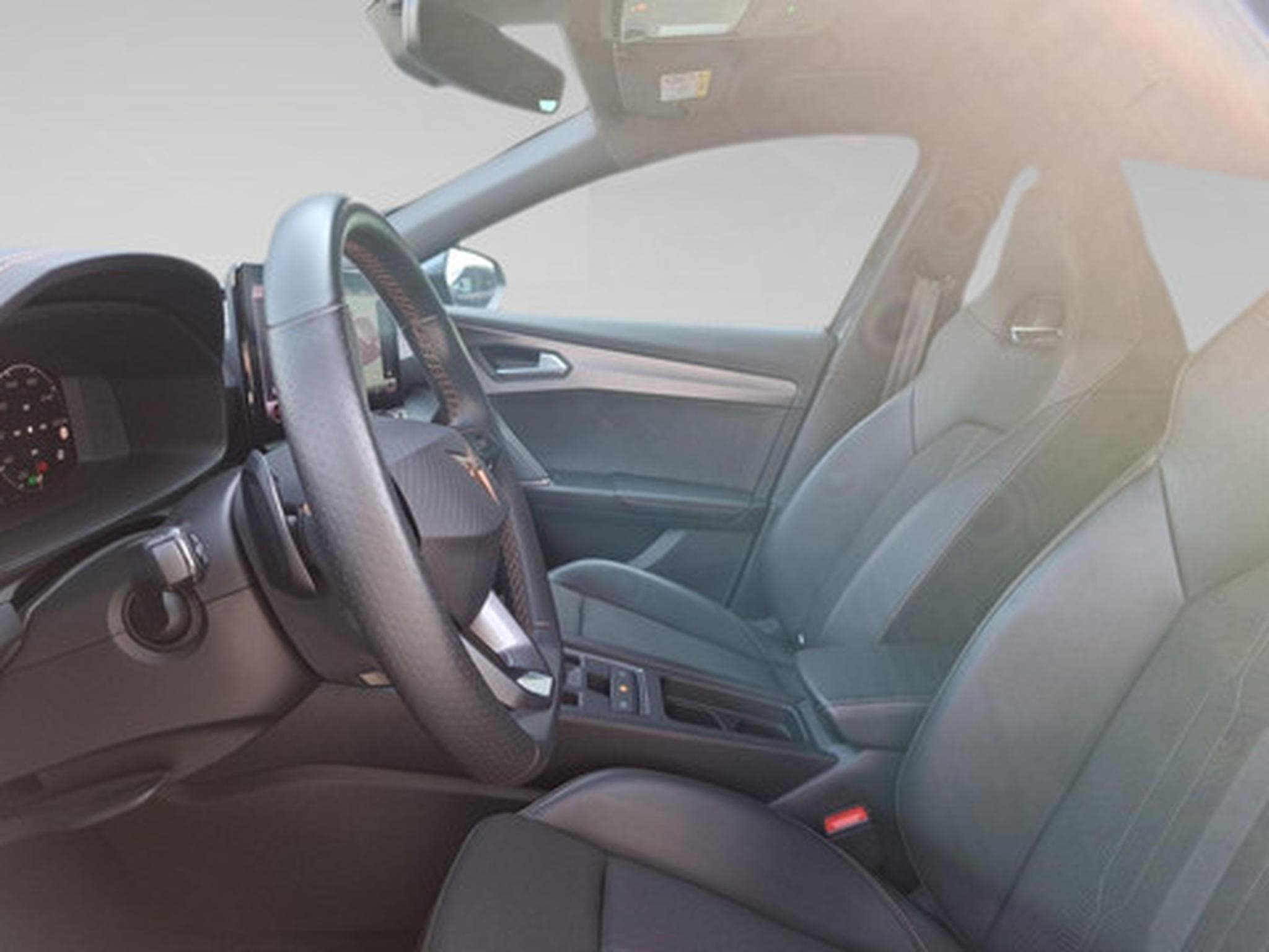 Cupra Formentor 2.0 TSI 4Drive 228kW DSG VZ (2020) - Photo 4