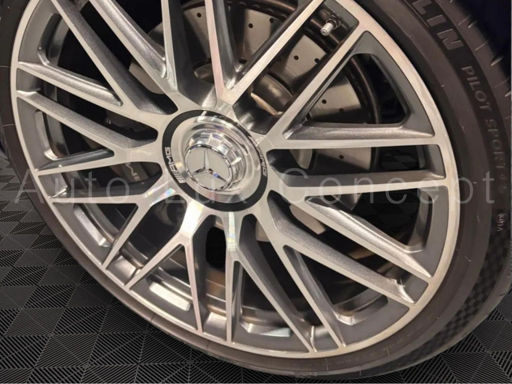 Mercedes SL 43 AMG Roadster (2023) - Photo 5