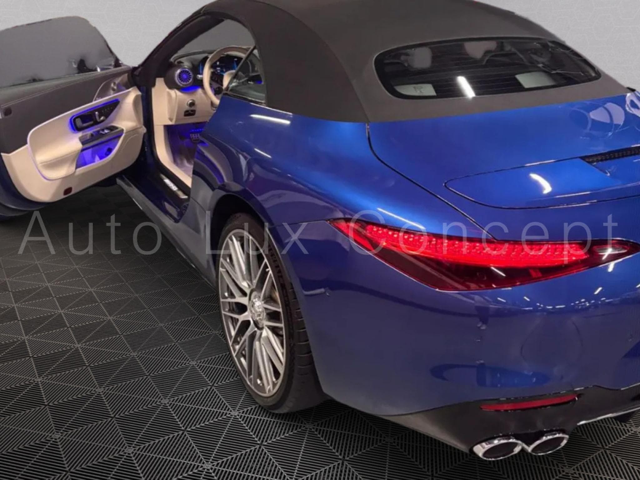 Mercedes SL 43 AMG Roadster (2023) - Photo 9