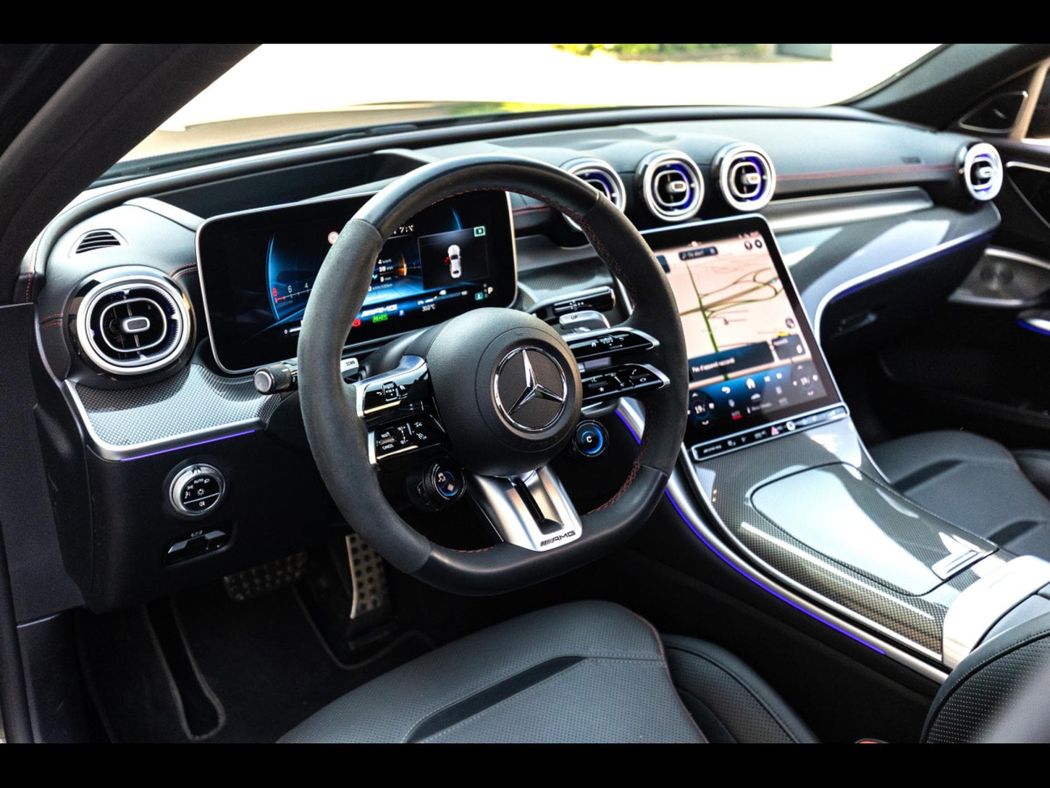 Mercedes C 63 AMG S AMG E PERFORMANCE (680 CH) LIMOUSINE – PACK AÉRODYNAMIQUE (2024) - Photo 10