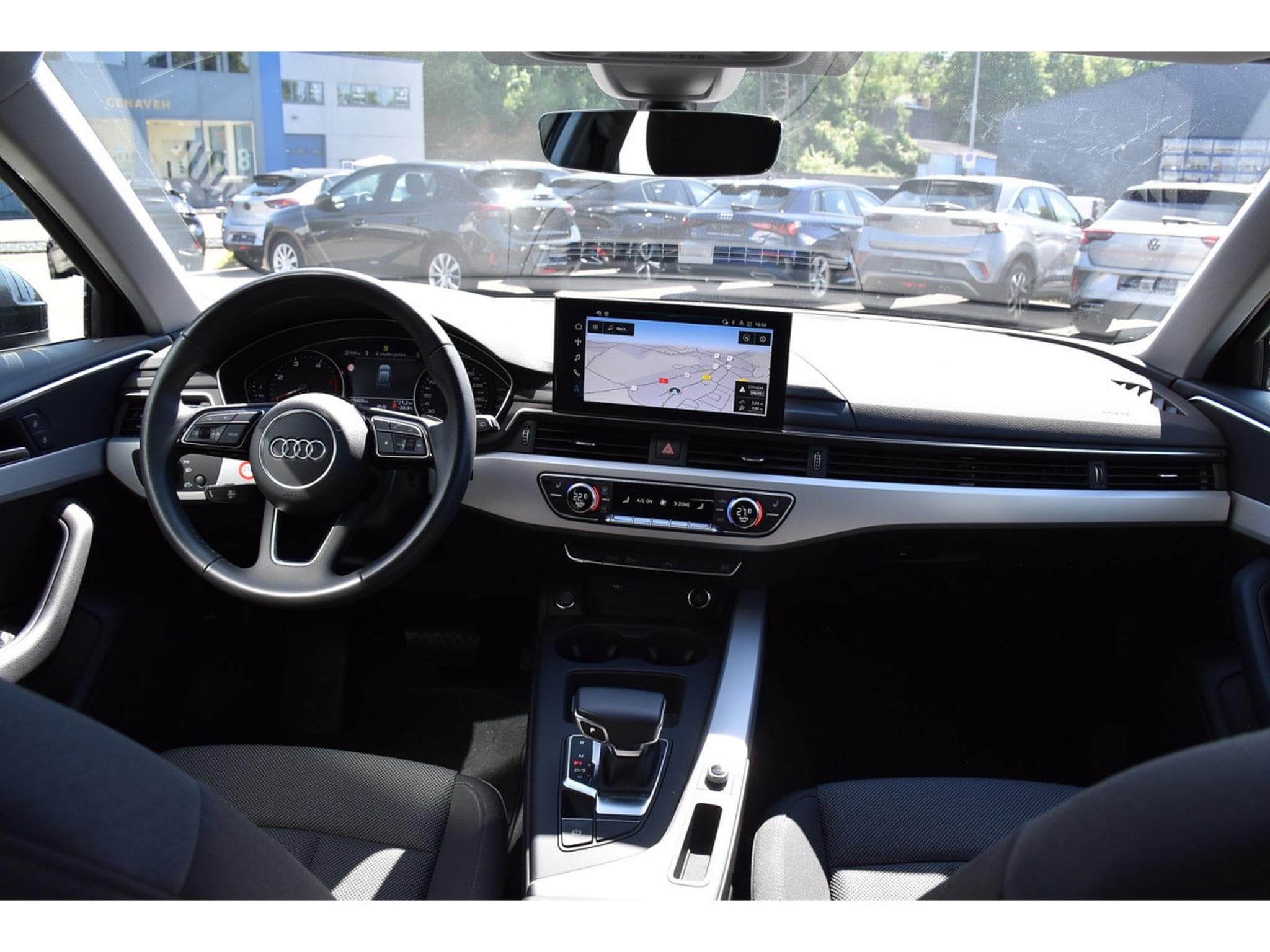 Audi A4 Avant 30 TDI Advanced S-Tronic GPS LANE GARANTIE 05/2029 (2024) - Foto 9