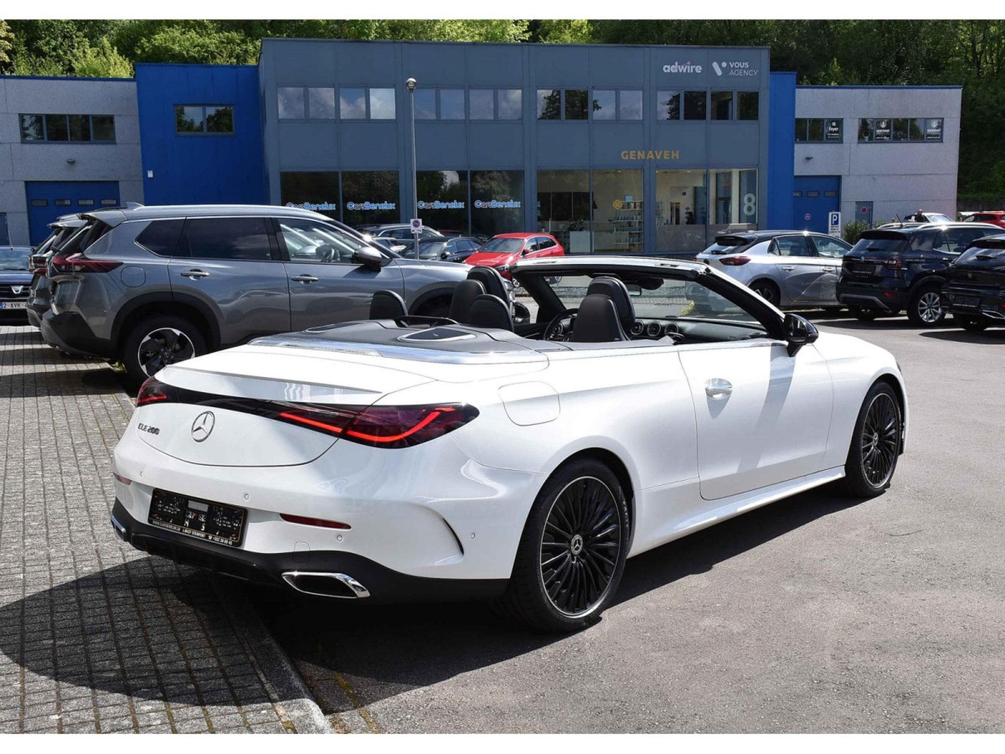 Mercedes CLE 200 AMG Line 9G-Tronic MEMO SG VENT DISTRONIC SIDE AIRSCARF 1°M. (2025) - Foto 5