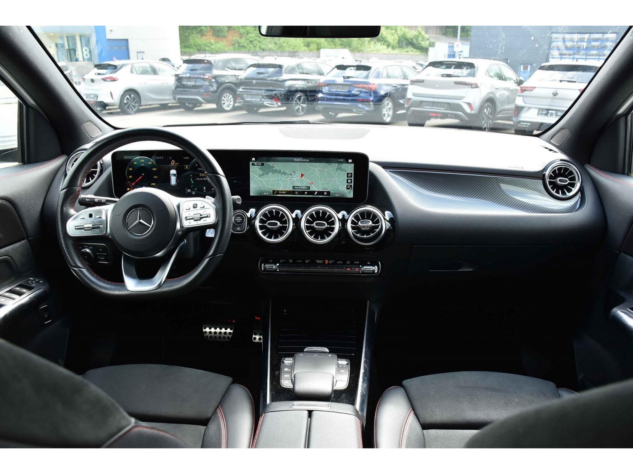 Mercedes GLA 200 CDI AMG Line 8G-Tronic GPS LANE SIDE CAM KEYLESS 1° MAIN (2021) - Foto 9