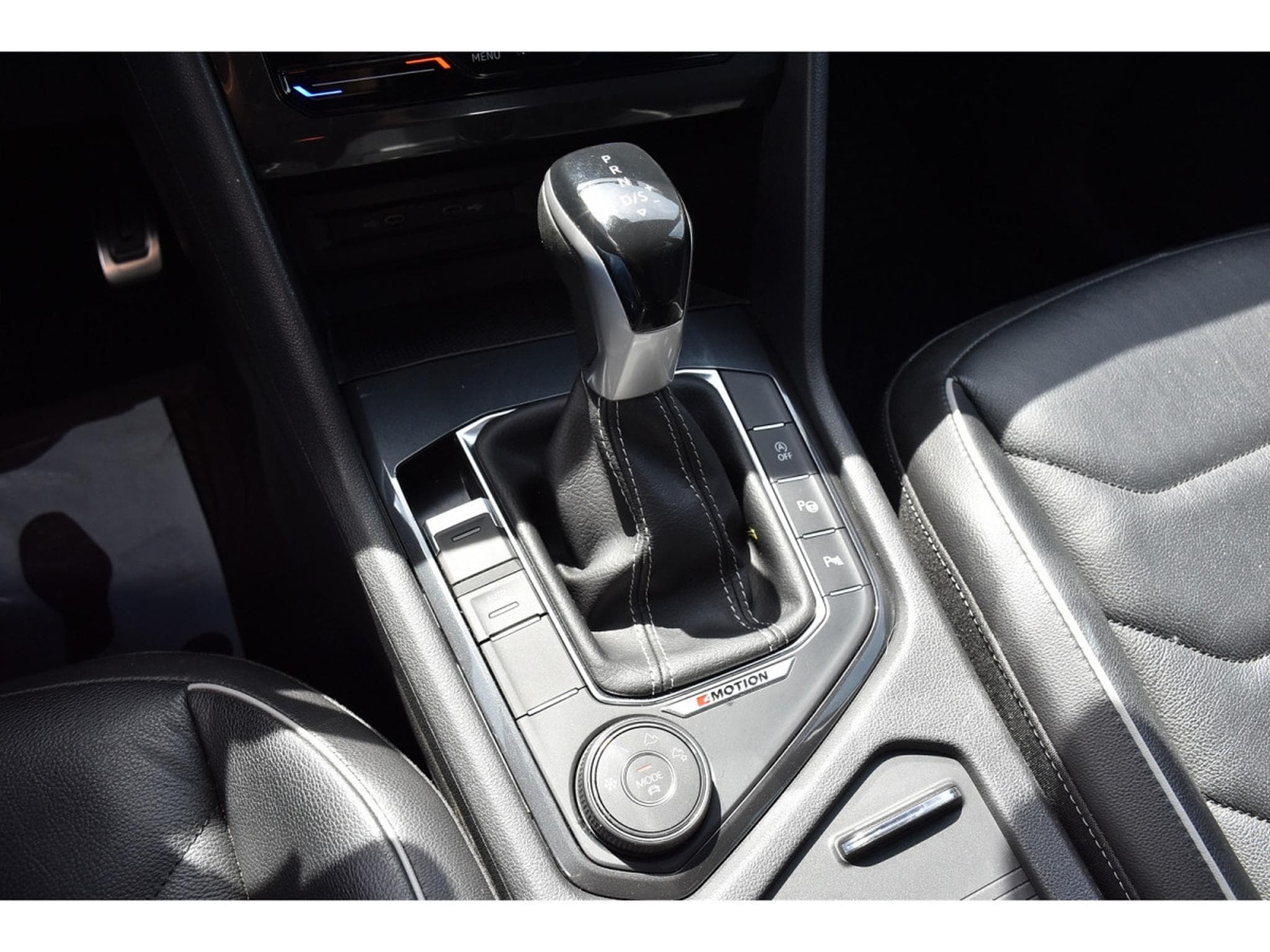 VW Tiguan 2.0 TSI 4Motion R-Line DSG CUIR MEMO TRAVEL SIDE 1° MAIN (2021) - Foto 16