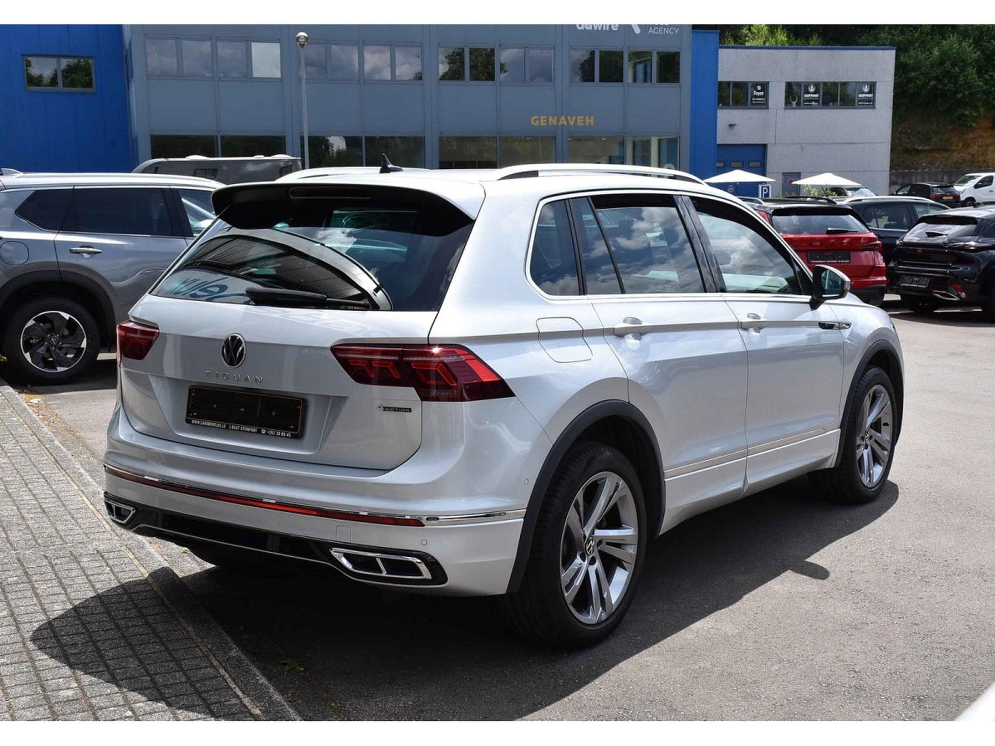 VW Tiguan 2.0 TSI 4Motion R-Line DSG CUIR MEMO TRAVEL SIDE 1° MAIN (2021) - Foto 4