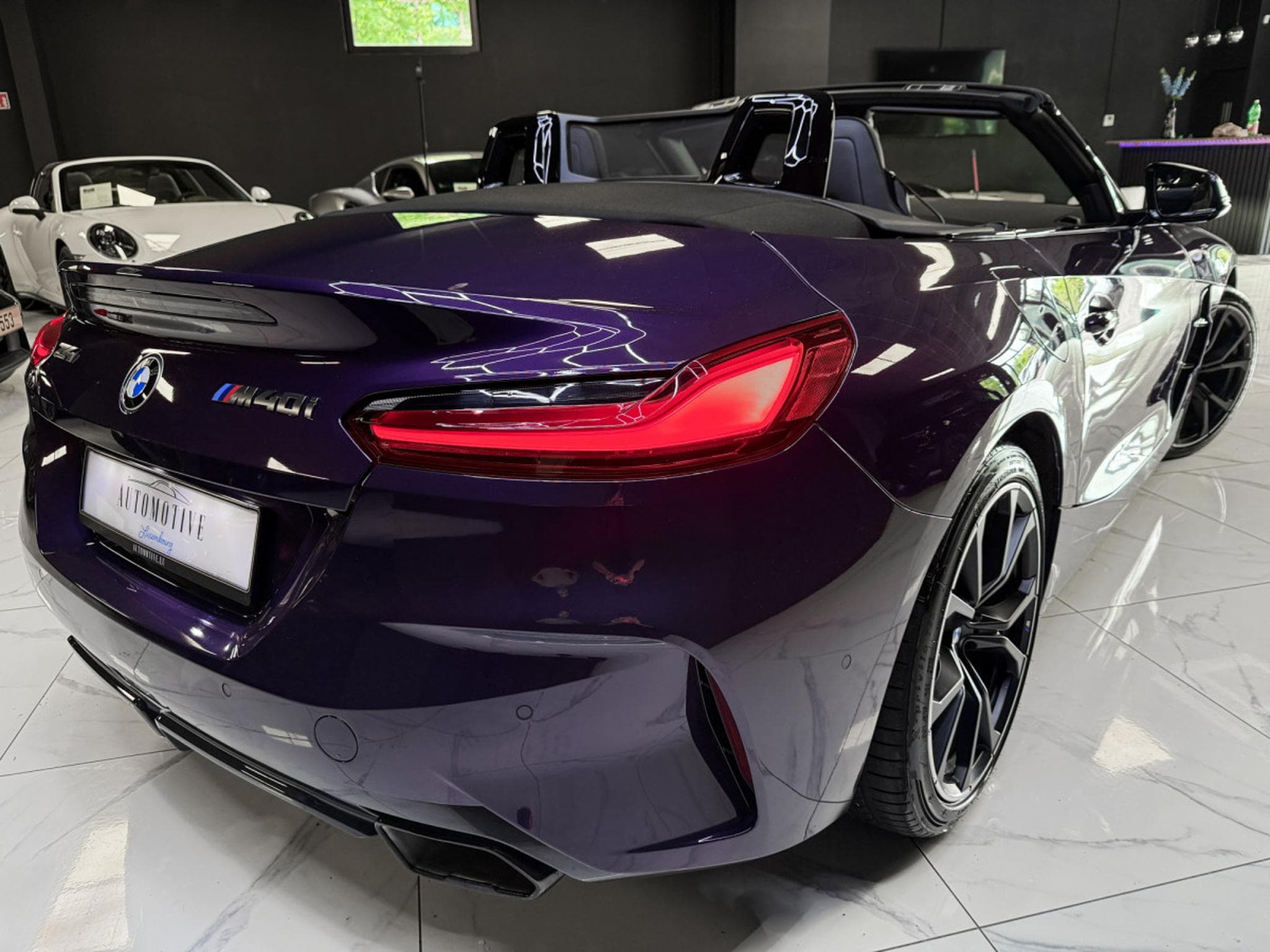 BMW Z4 M40i (2024) - Photo 9