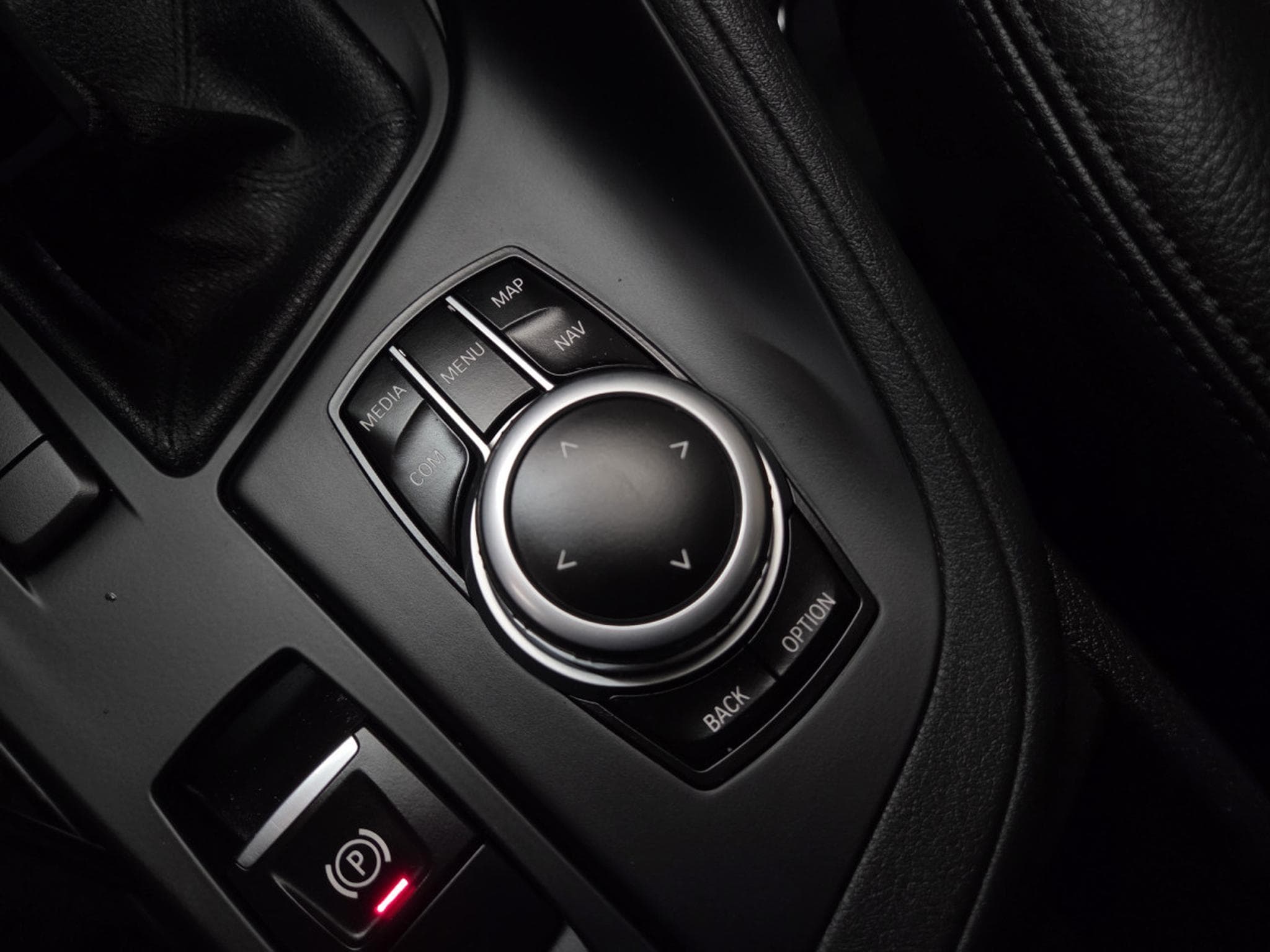 BMW X1 SDRIVE 18dA 150CV (2021) - Photo 18