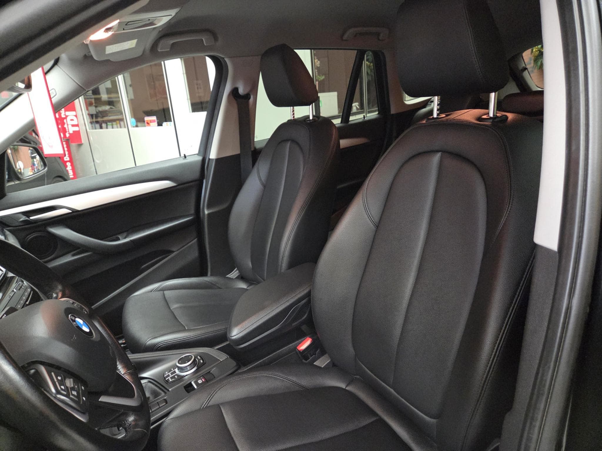 BMW X1 SDRIVE 18dA 150CV (2021) - Photo 9