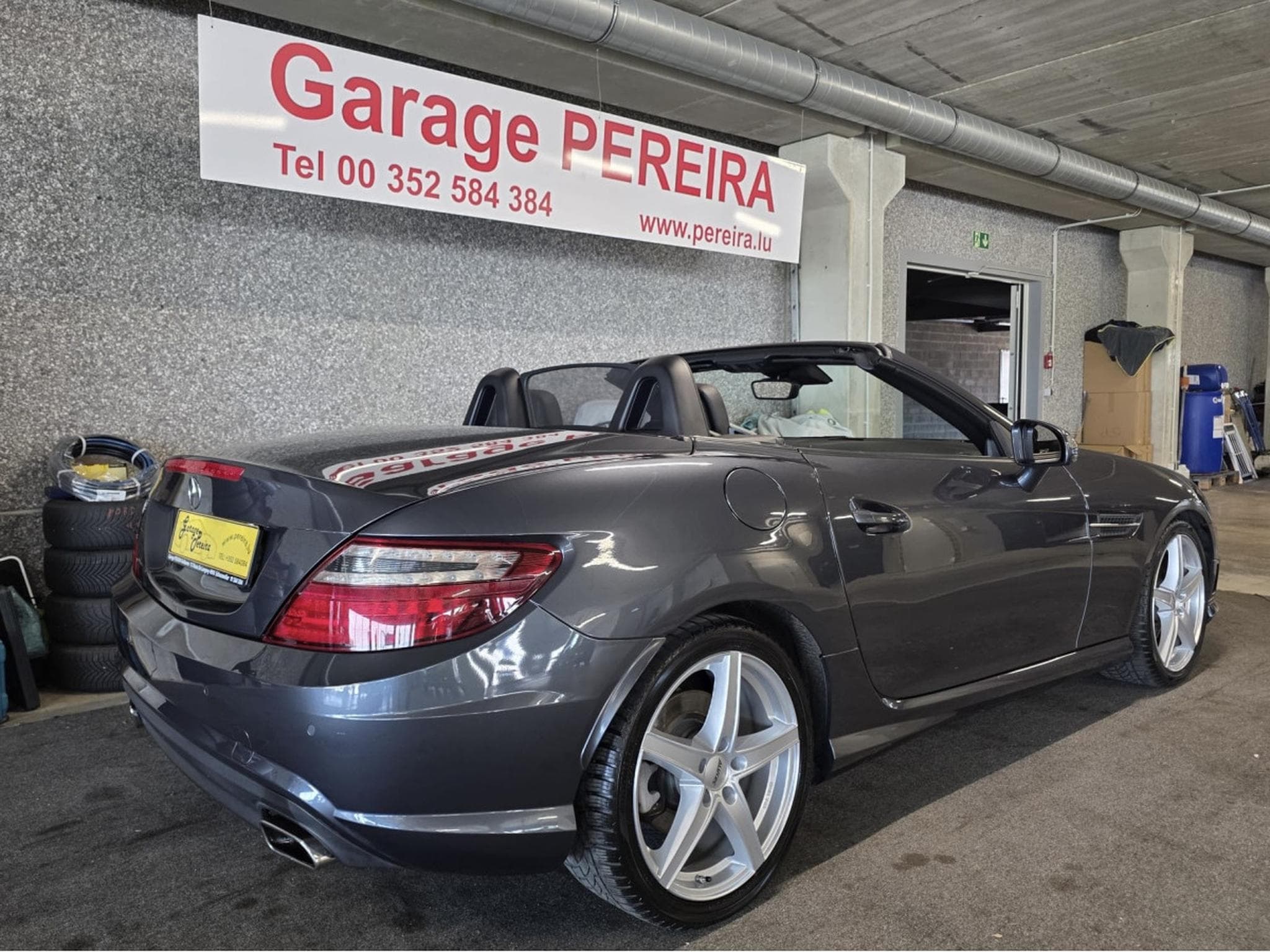 Mercedes SLK AMG LINE AIRSCARF AUTO CUIR NAVI (2012) - Photo 4