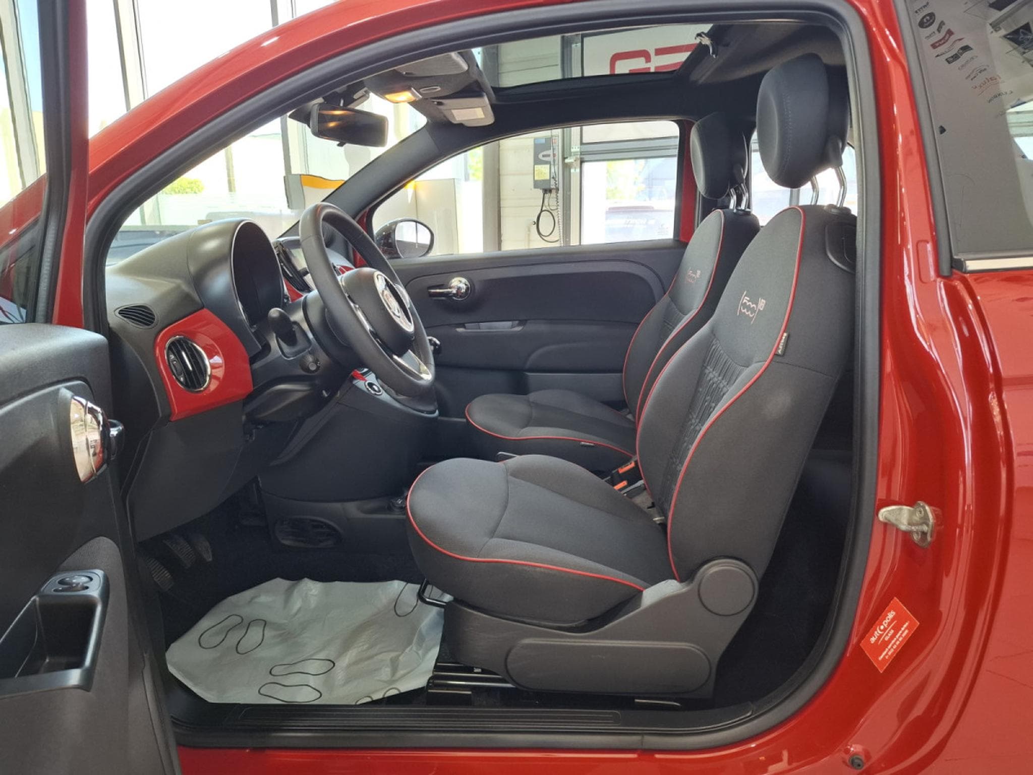 Fiat 500 1.0 Hybrid 70, EDITION RED, 1 HAND, NAVI, ALU 16'',REGUL ,PA (2021) - Photo 11