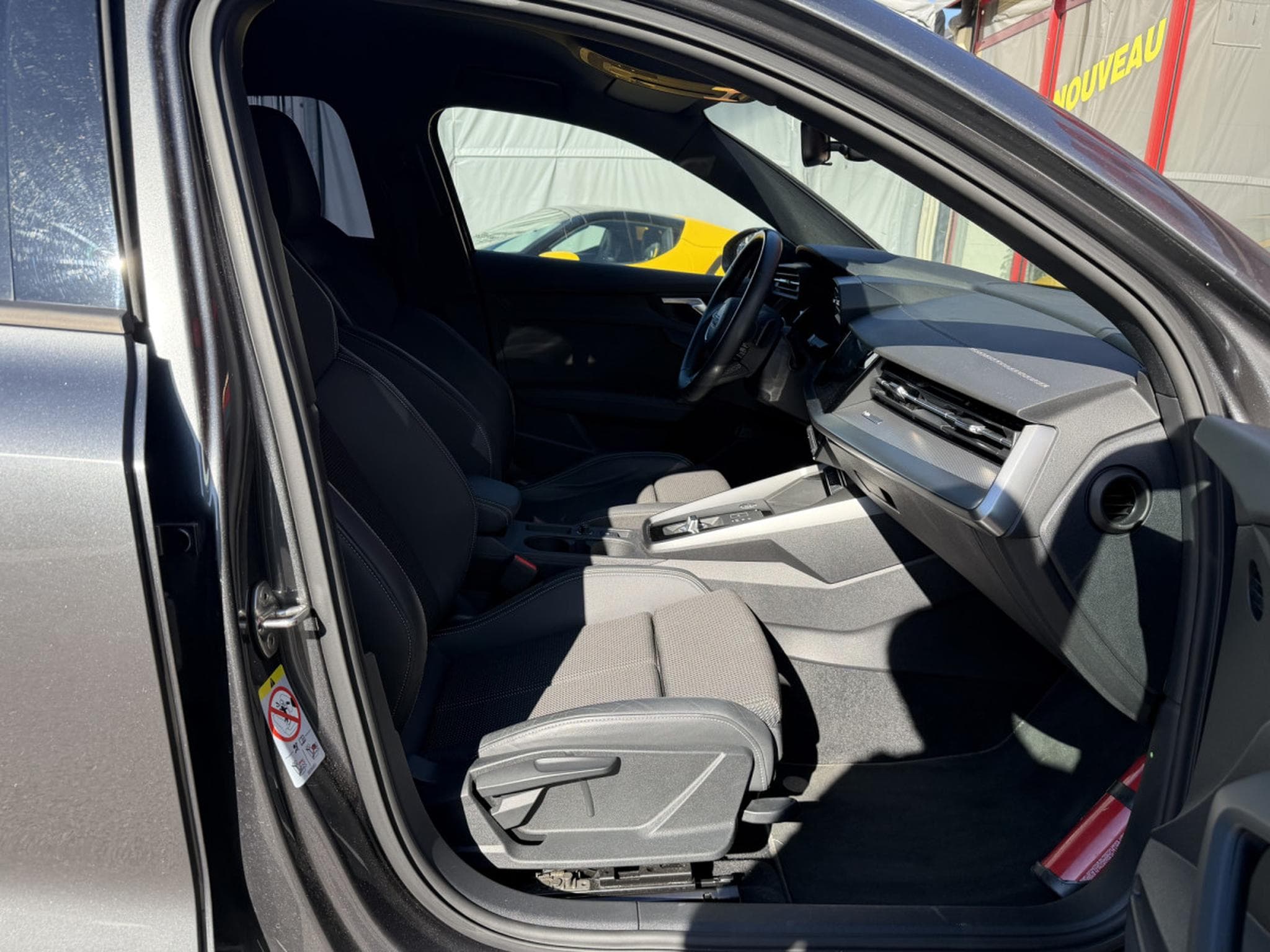 Audi A3 LIMOUSINE 30 TDI S-TRONIC 2X S-LINE CUIR NAVI (2022) - Photo 5