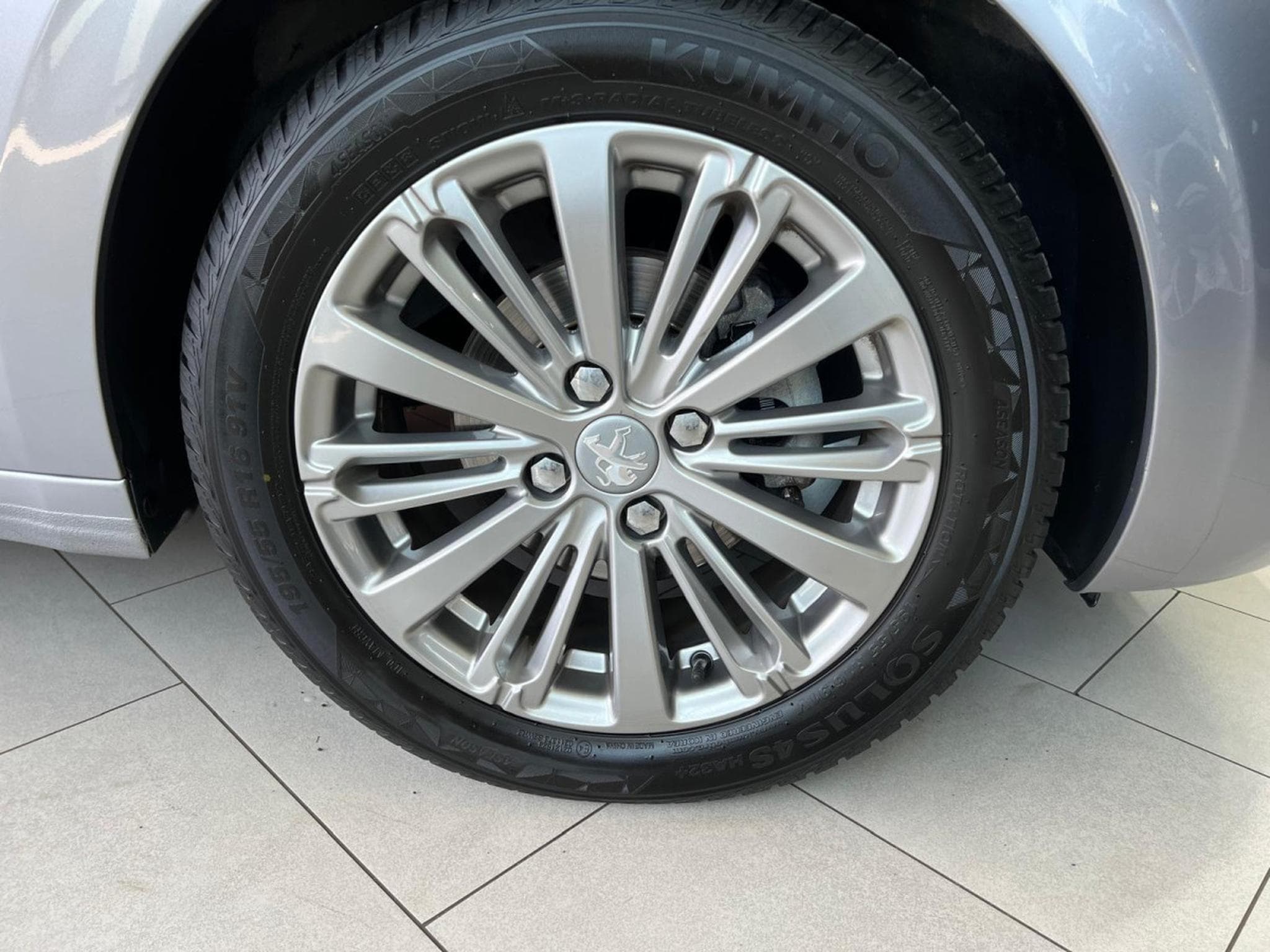 Peugeot 208 Signature 110, NAVI, PDC , BLUETOOTH, LED, KM 30000 (2019) - Photo 15