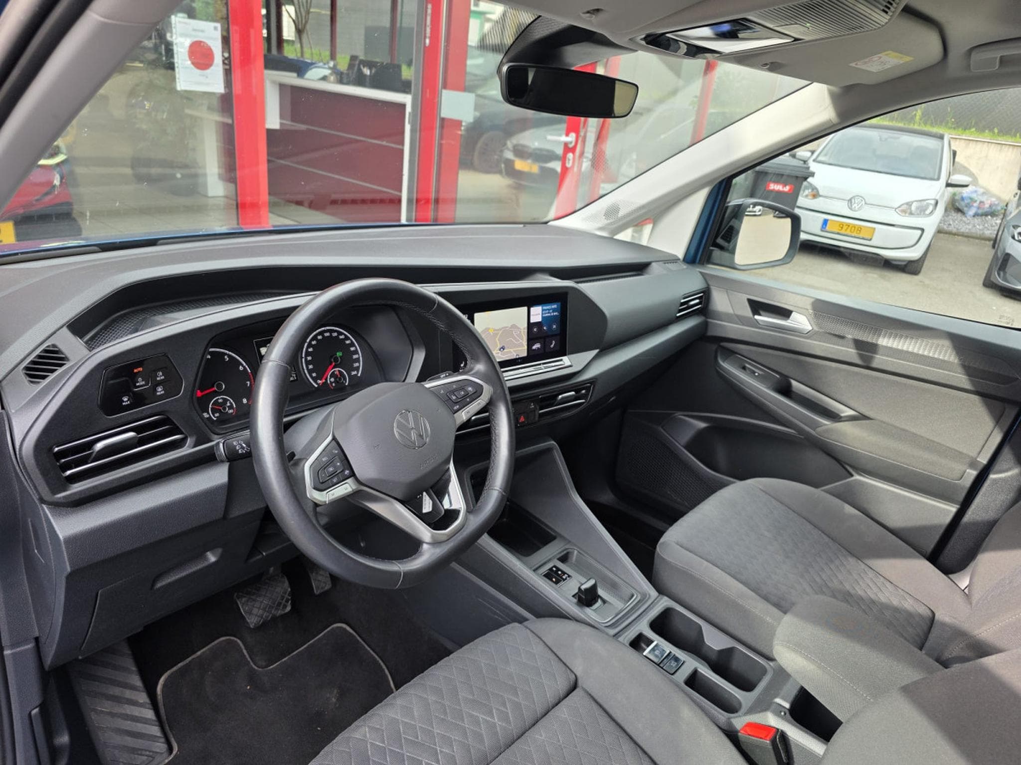VW Caddy 1.5 TSI DSG LIFE 5 SITZE PANO NAVI 1 HAND (2021) - Photo 5