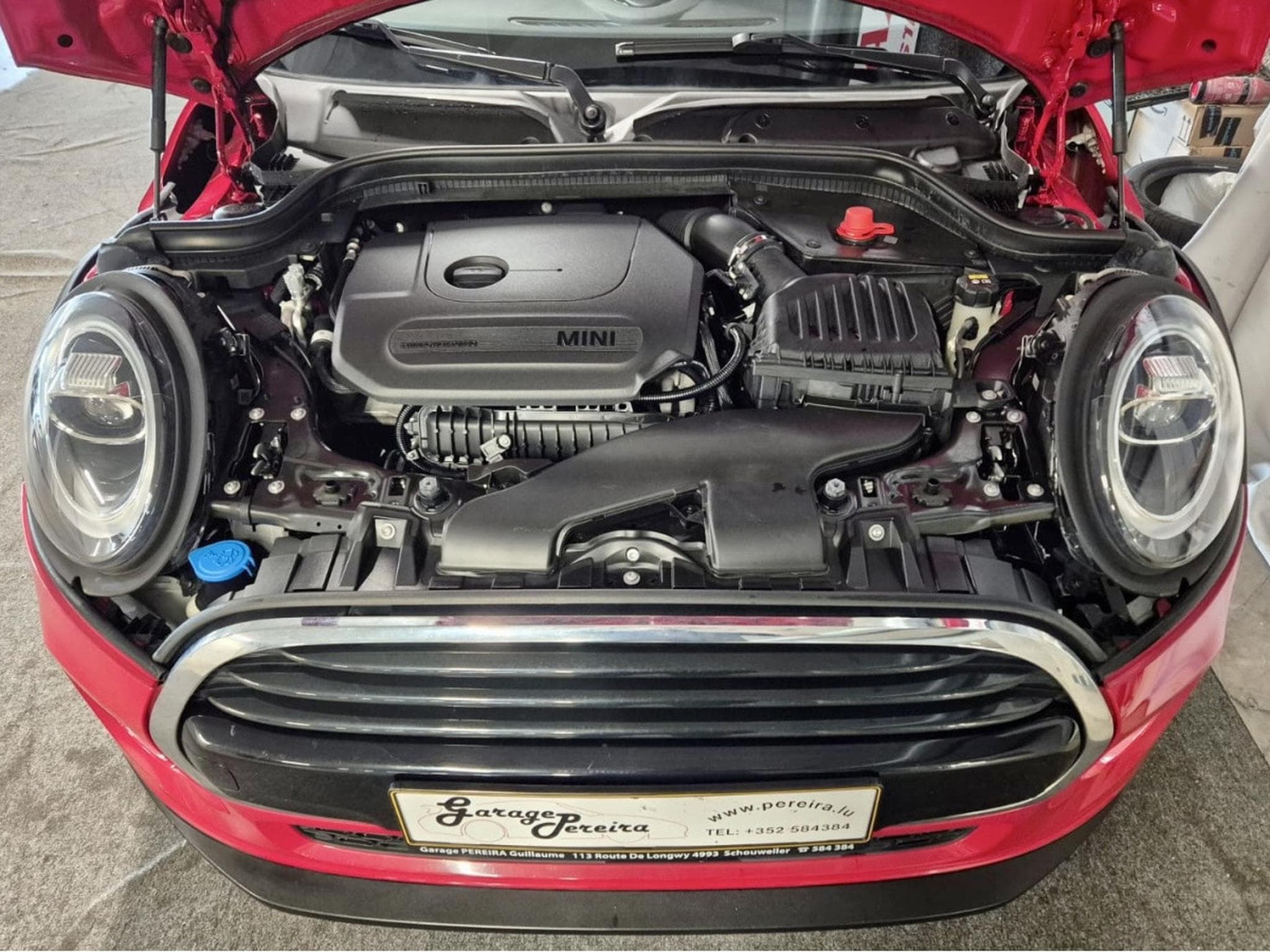 Mini Cooper 1.5 LED NAVI (2020) - Photo 11
