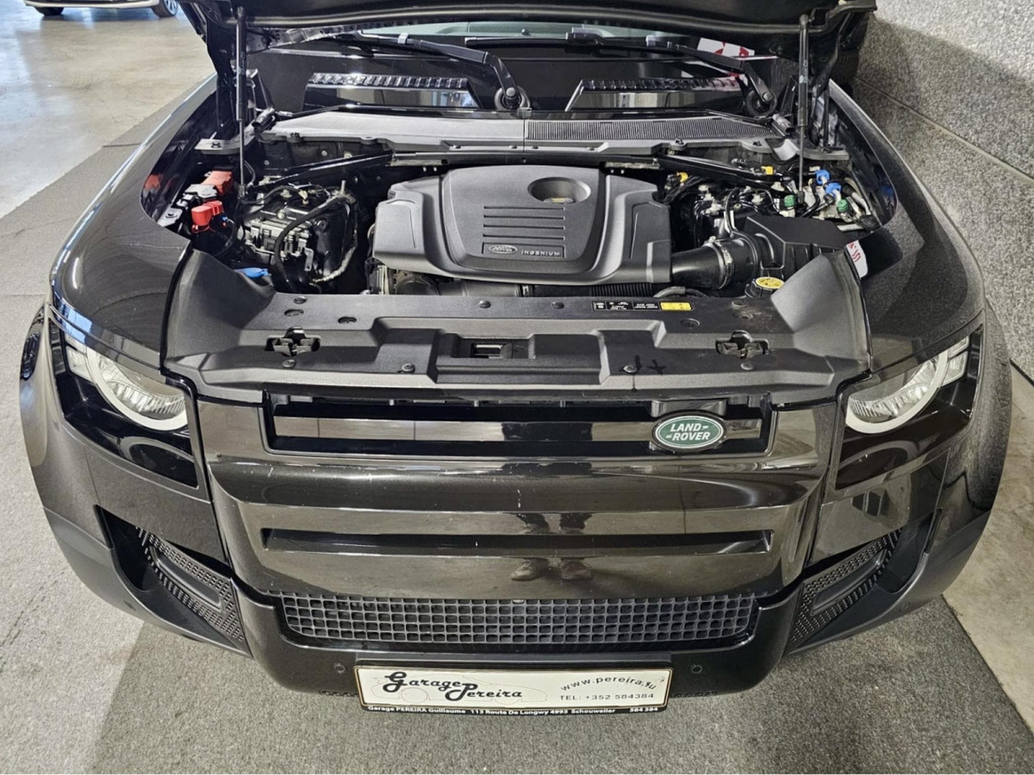 Land-Rover Defender 110 D200 S 7 SITZE CUIR NAVI (2020) - Photo 12