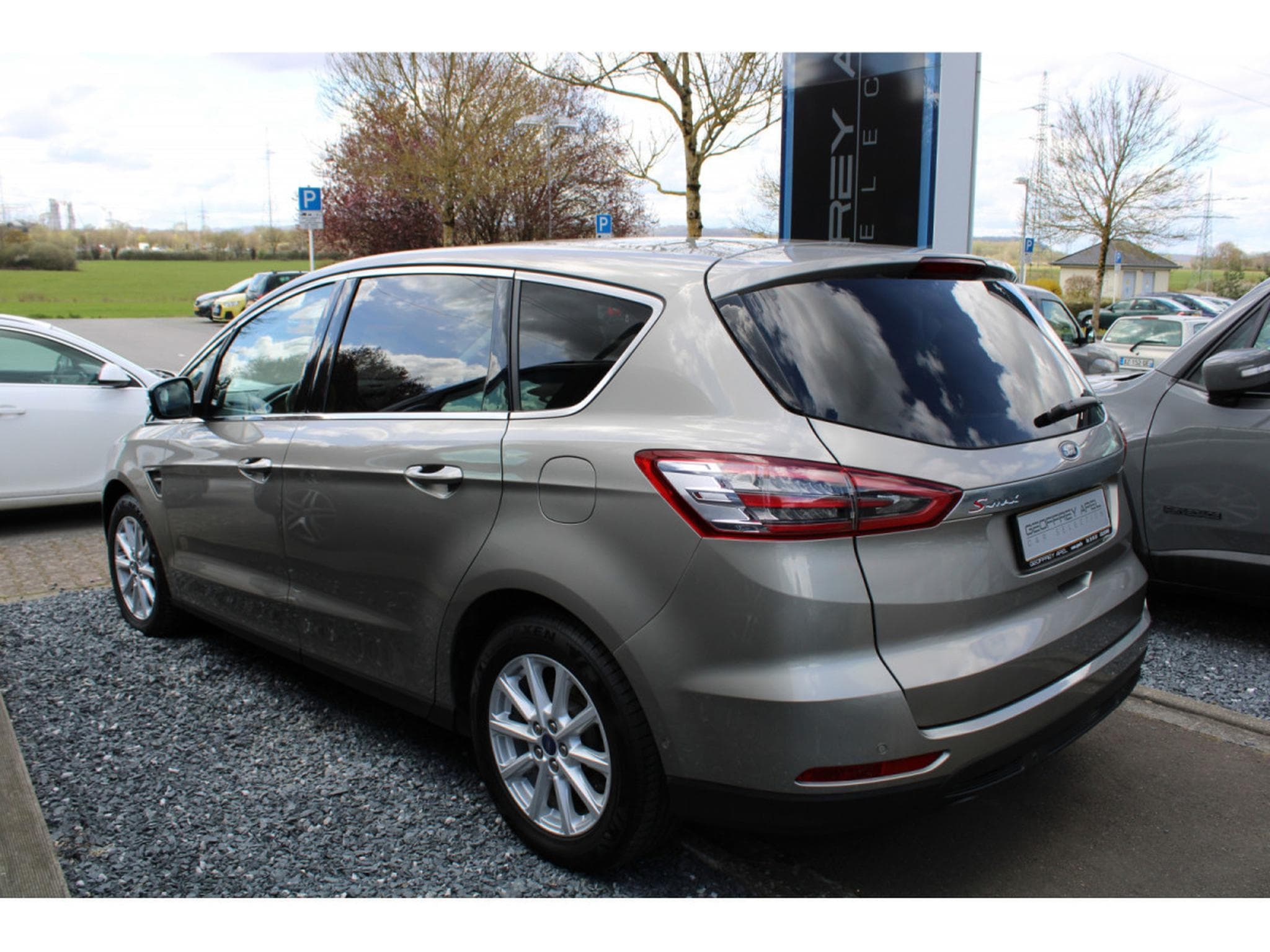 Ford S-Max TITANIUM CUIR LED NAVI (2017) - Photo 2