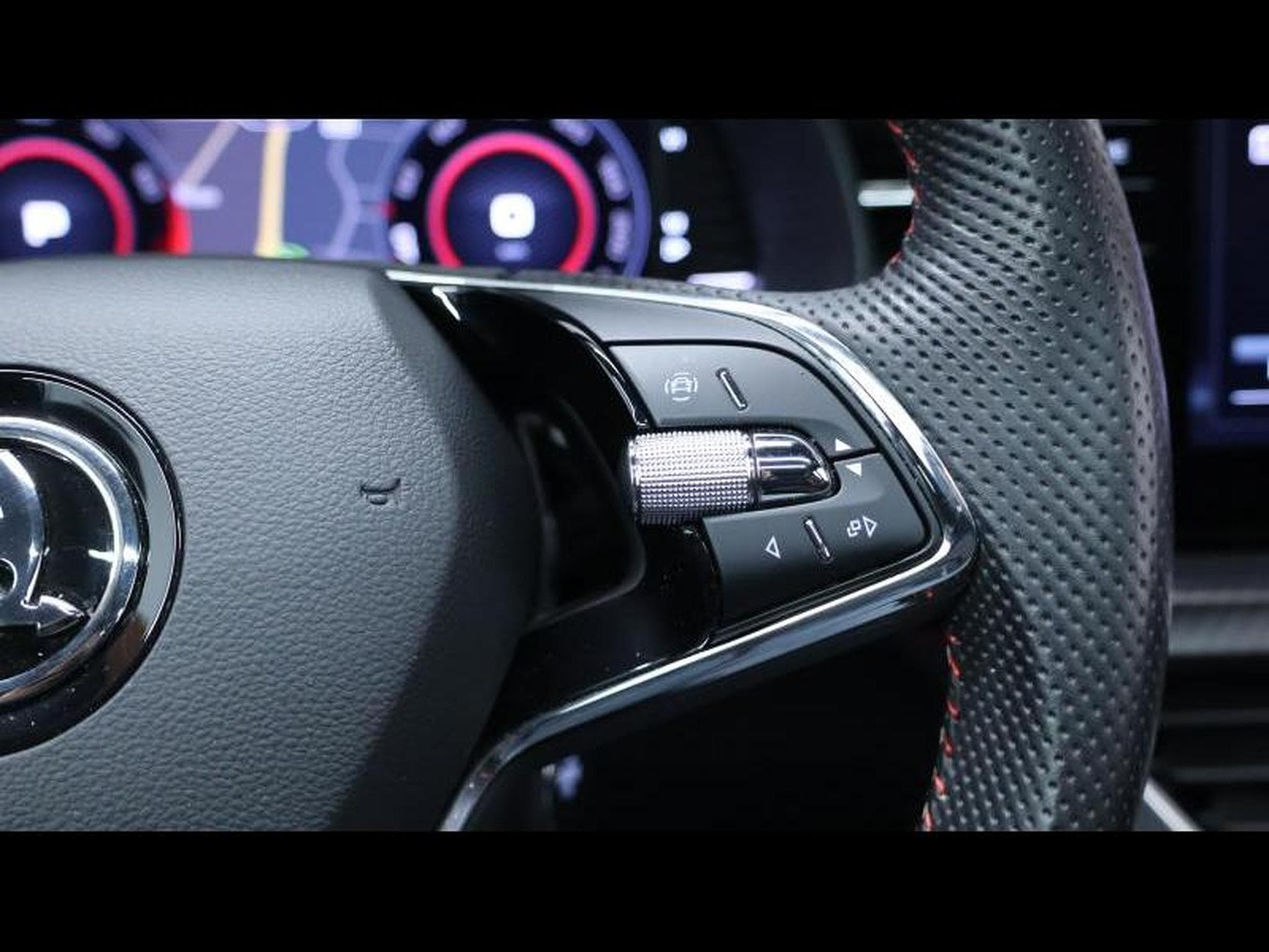 Skoda Kamiq 1.5 TSI 150 DSG (2021) - Foto 18