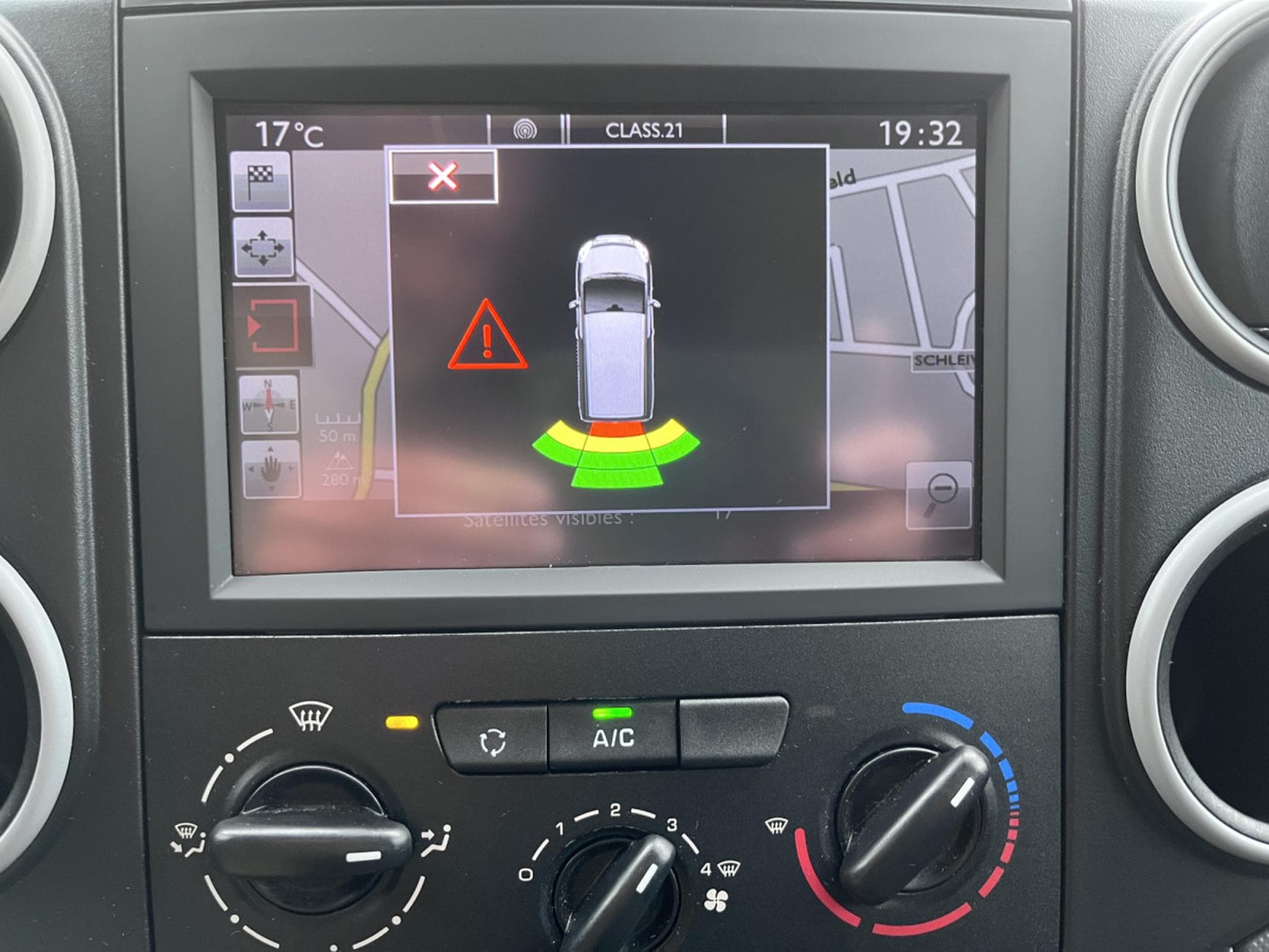 Citroën Berlingo 1.6 Blue Hdi 100cv 3 places Clim Tempomat PDC (2019) - Foto 14
