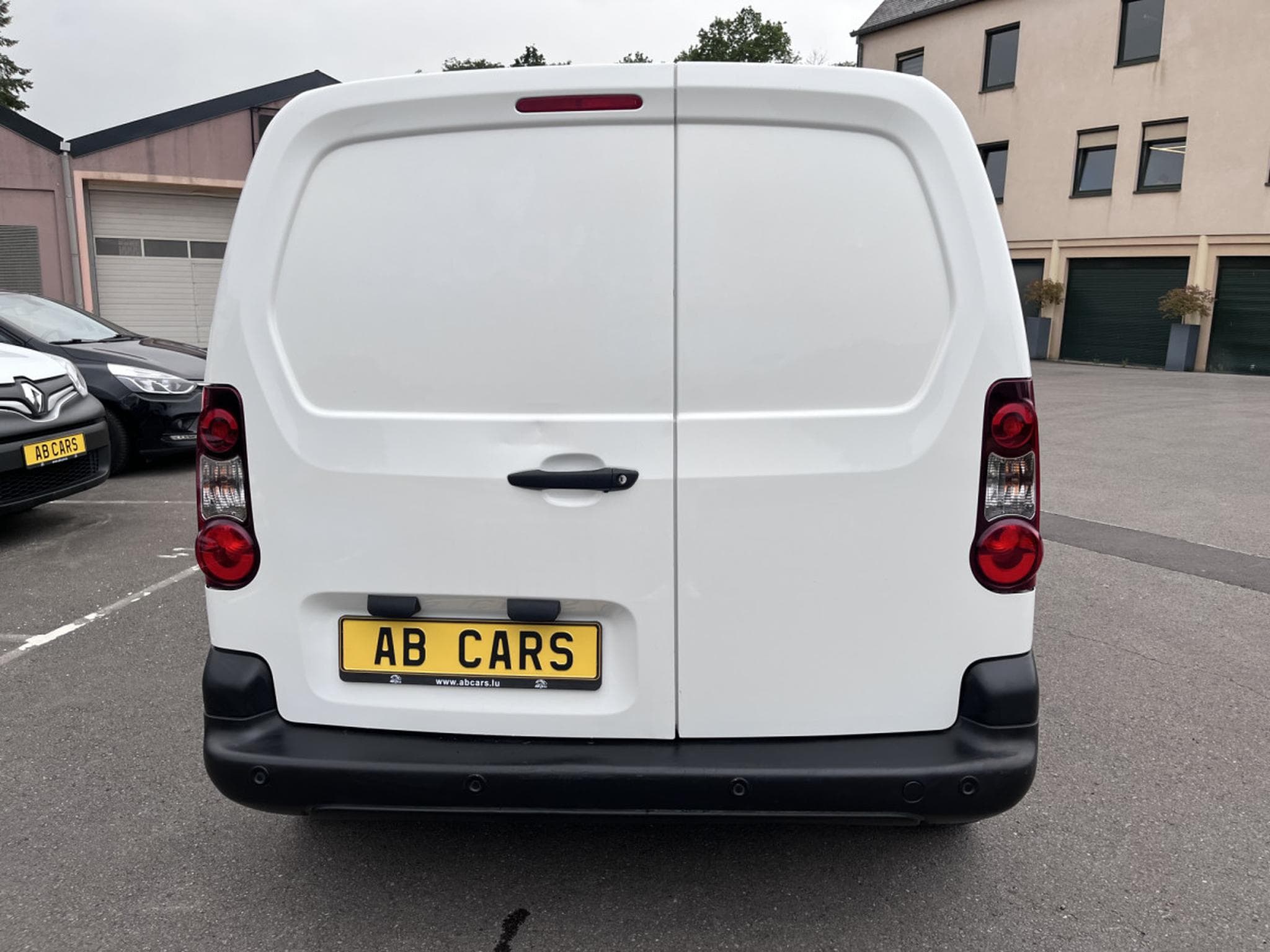 Citroën Berlingo 1.6 Blue Hdi 100cv 3 places Clim Tempomat PDC (2019) - Foto 5