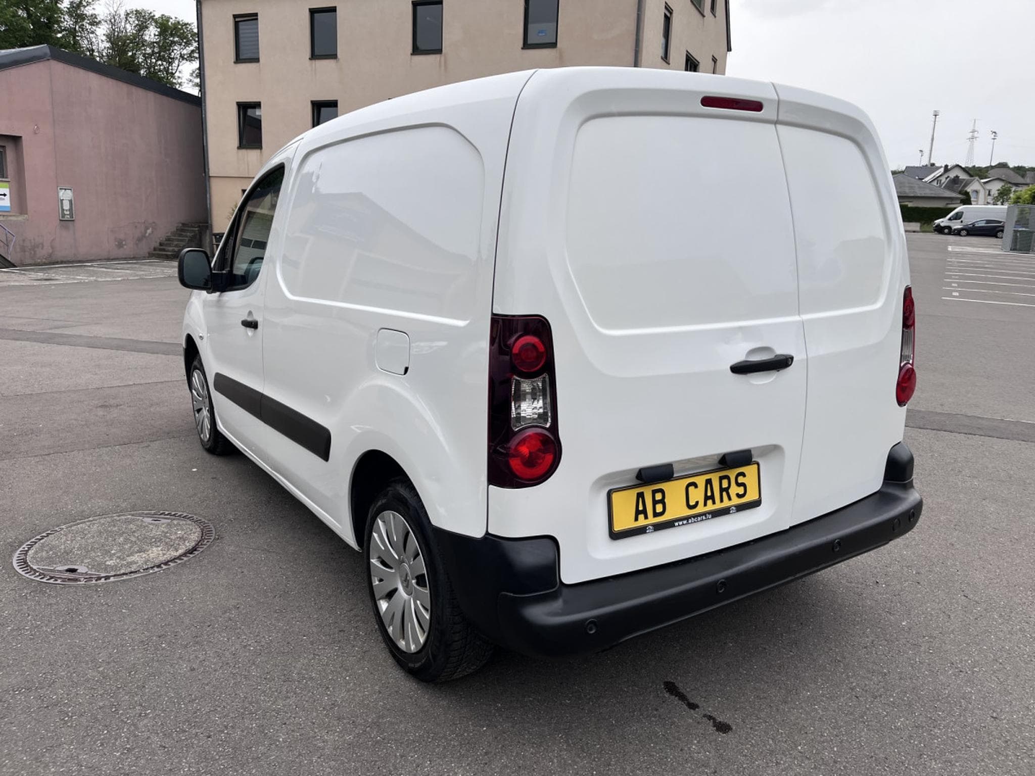 Citroën Berlingo 1.6 Blue Hdi 100cv 3 places Clim Tempomat PDC (2019) - Foto 8