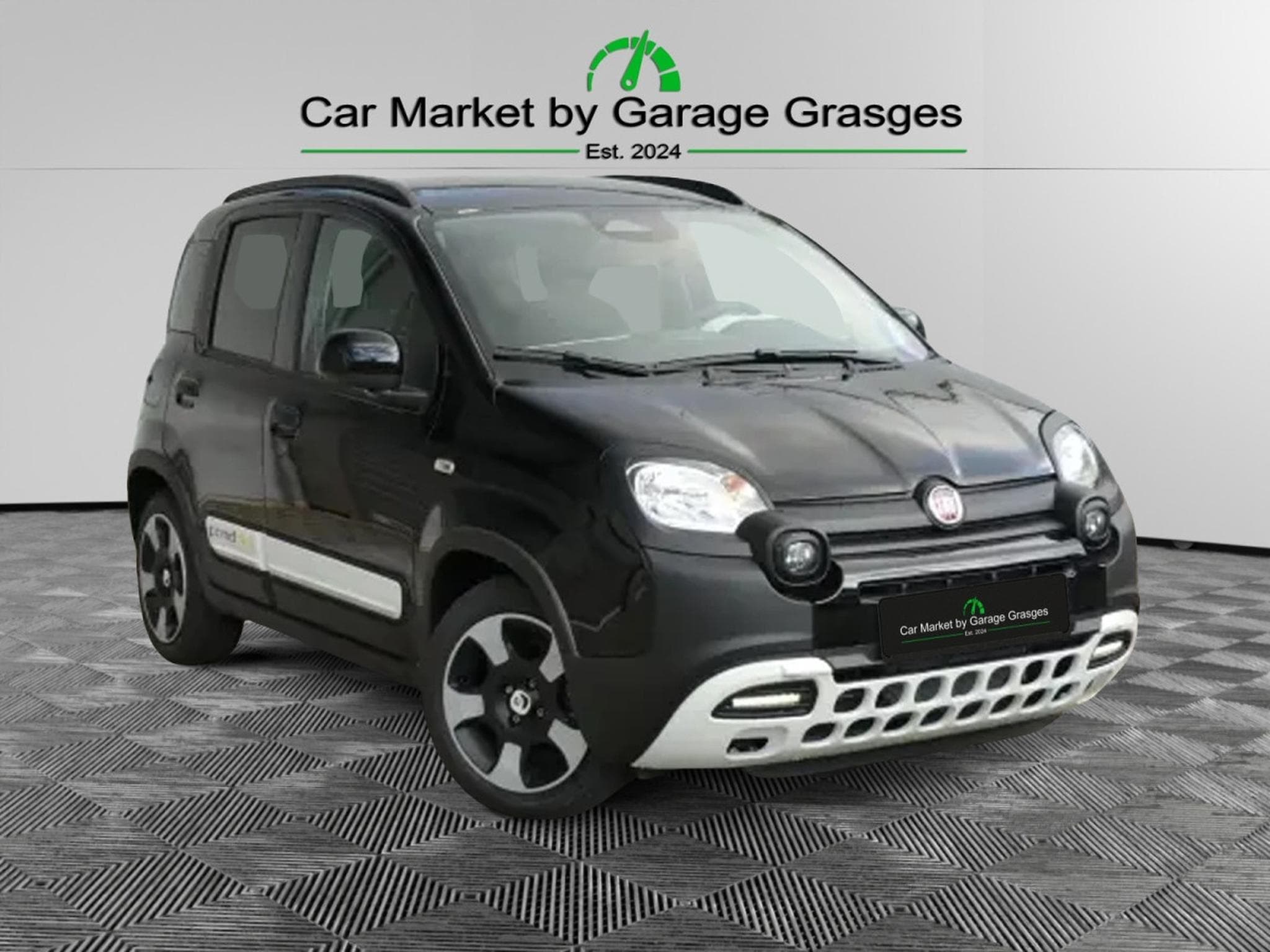 Fiat Panda Pandina Cross Hybride 1.0 (2026) - Photo 1