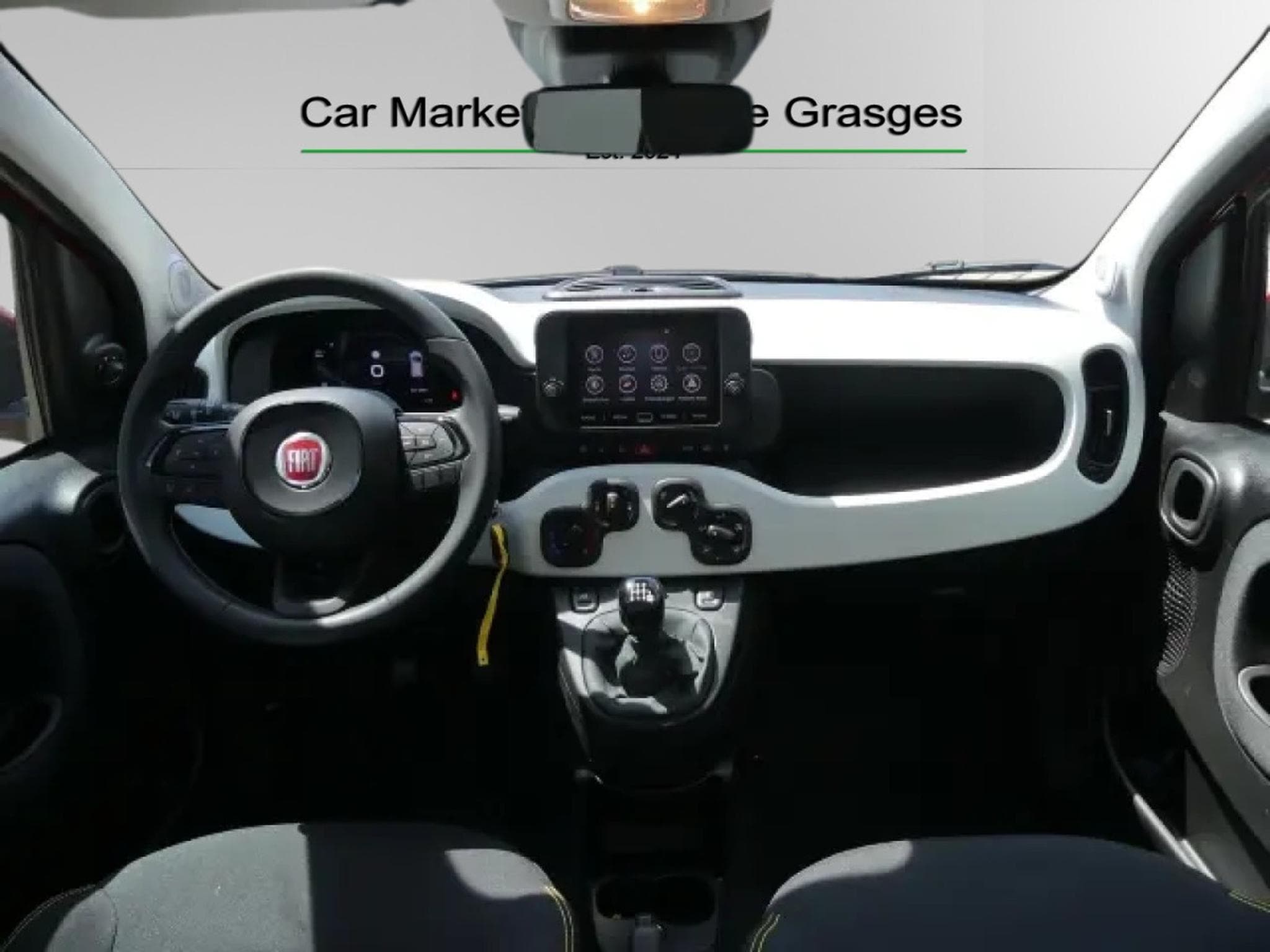 Fiat Panda Pandina Cross Hybride 1.0 (2026) - Photo 12