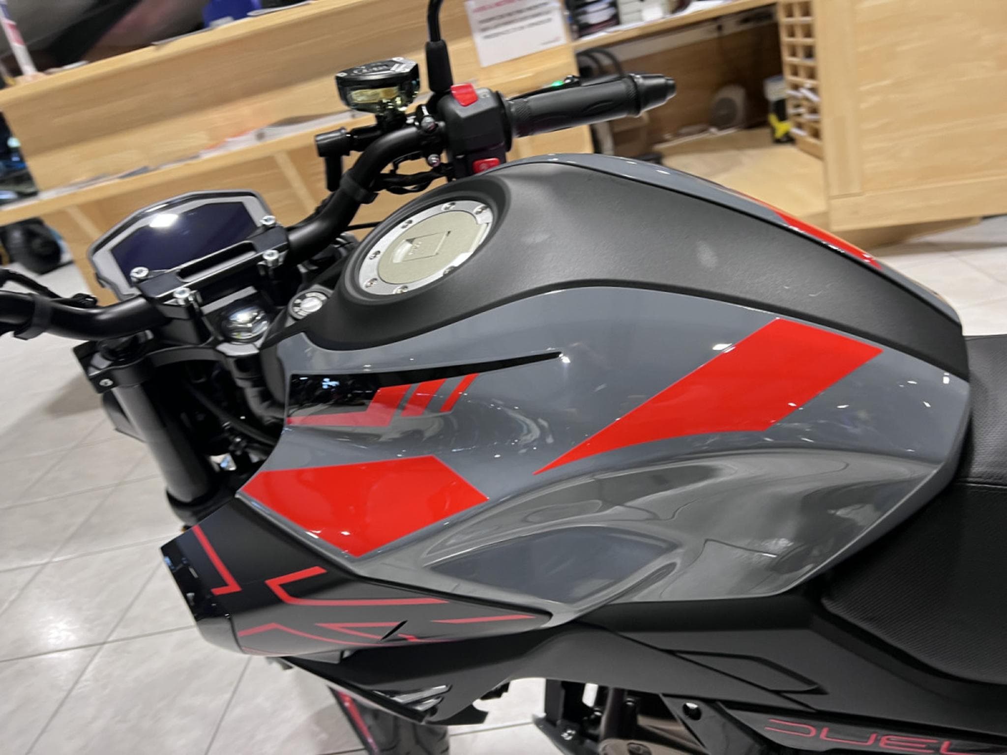 KL Motorcycle Duel 125 ABS (2026) - Photo 6