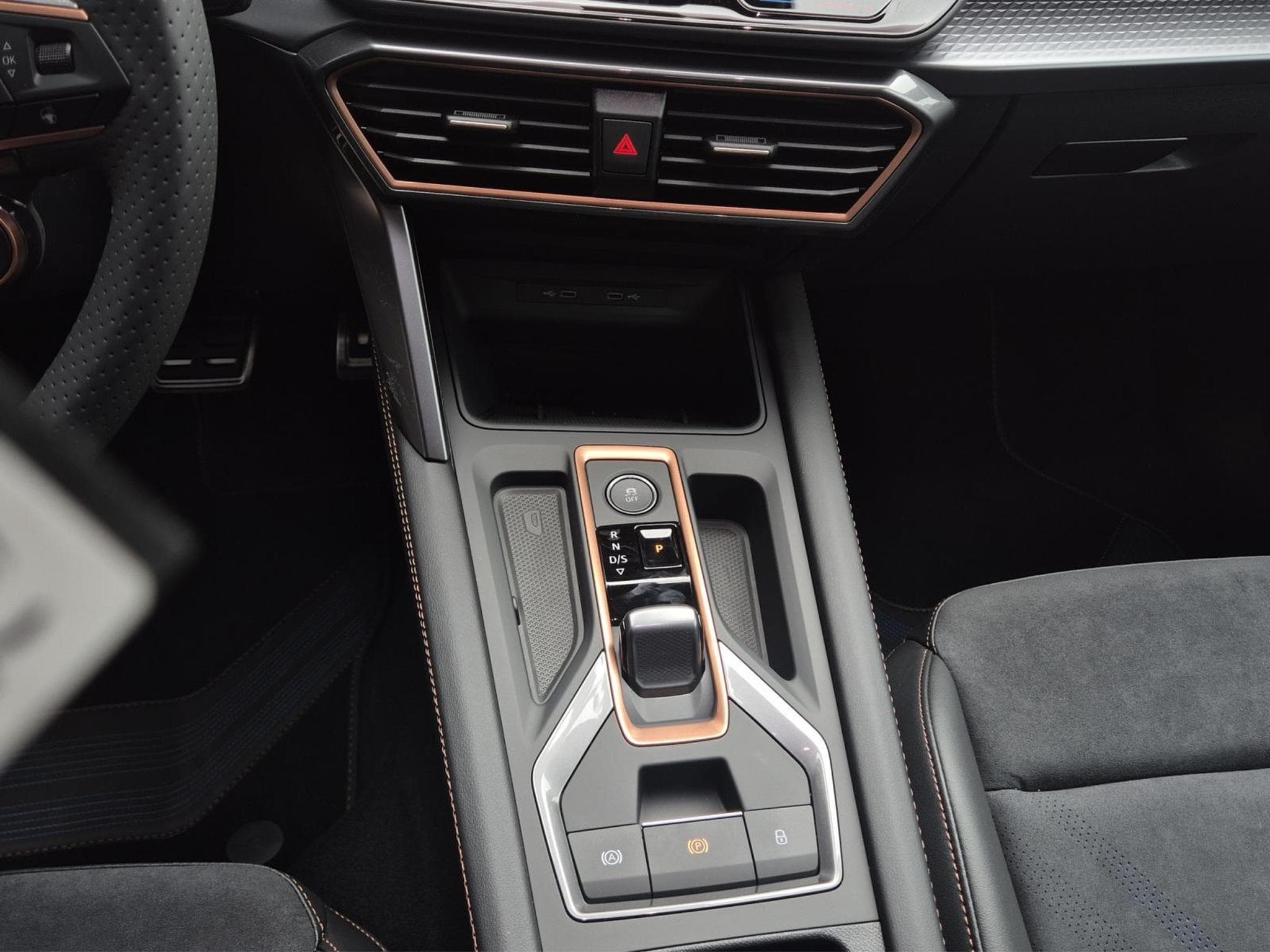 Cupra Formentor 1.5 eTSI DSG (2026) - Foto 12