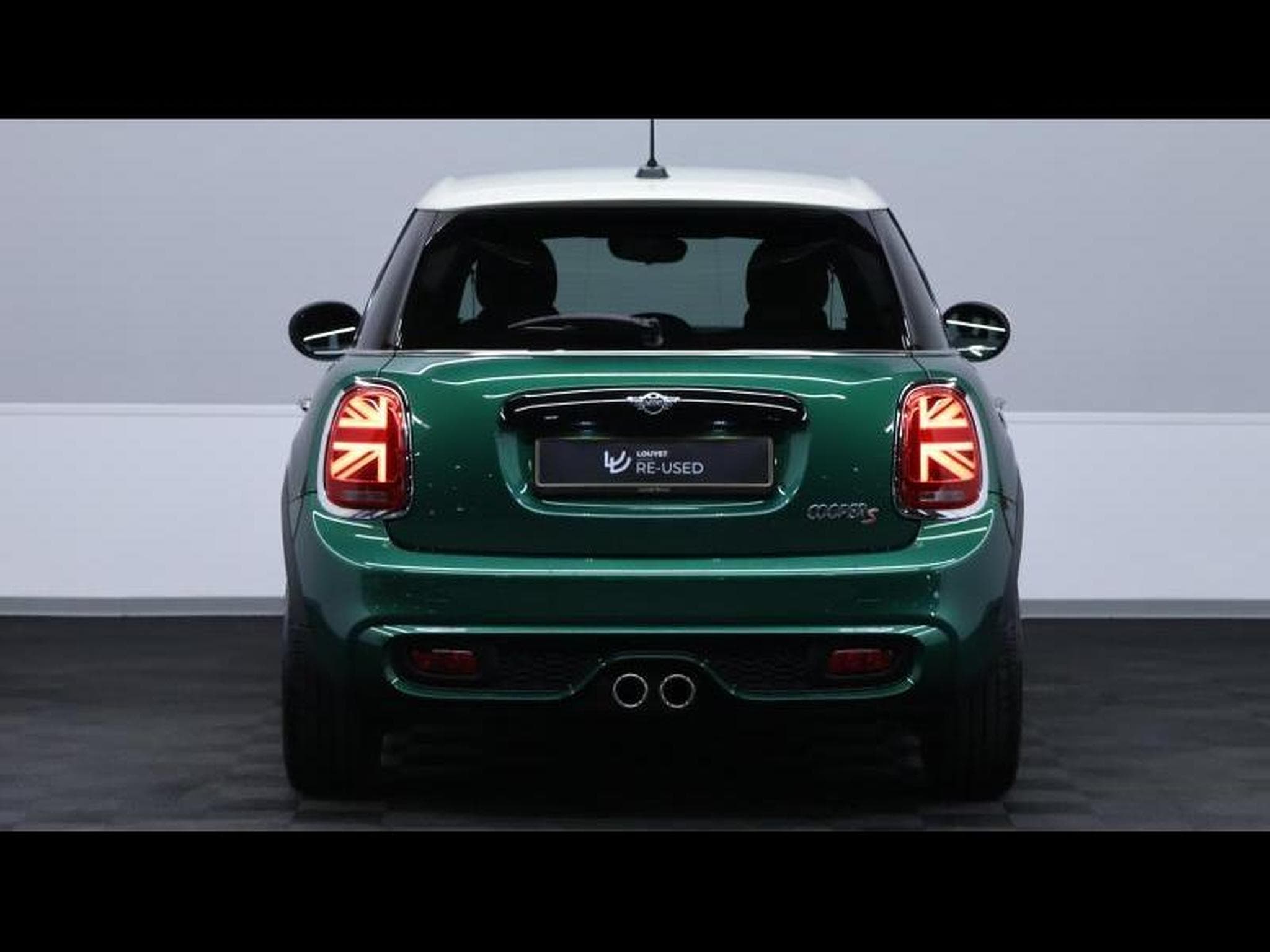 MINI Cooper hatch 60years Edition Steptronic DCT 7 (2020) - Photo 6