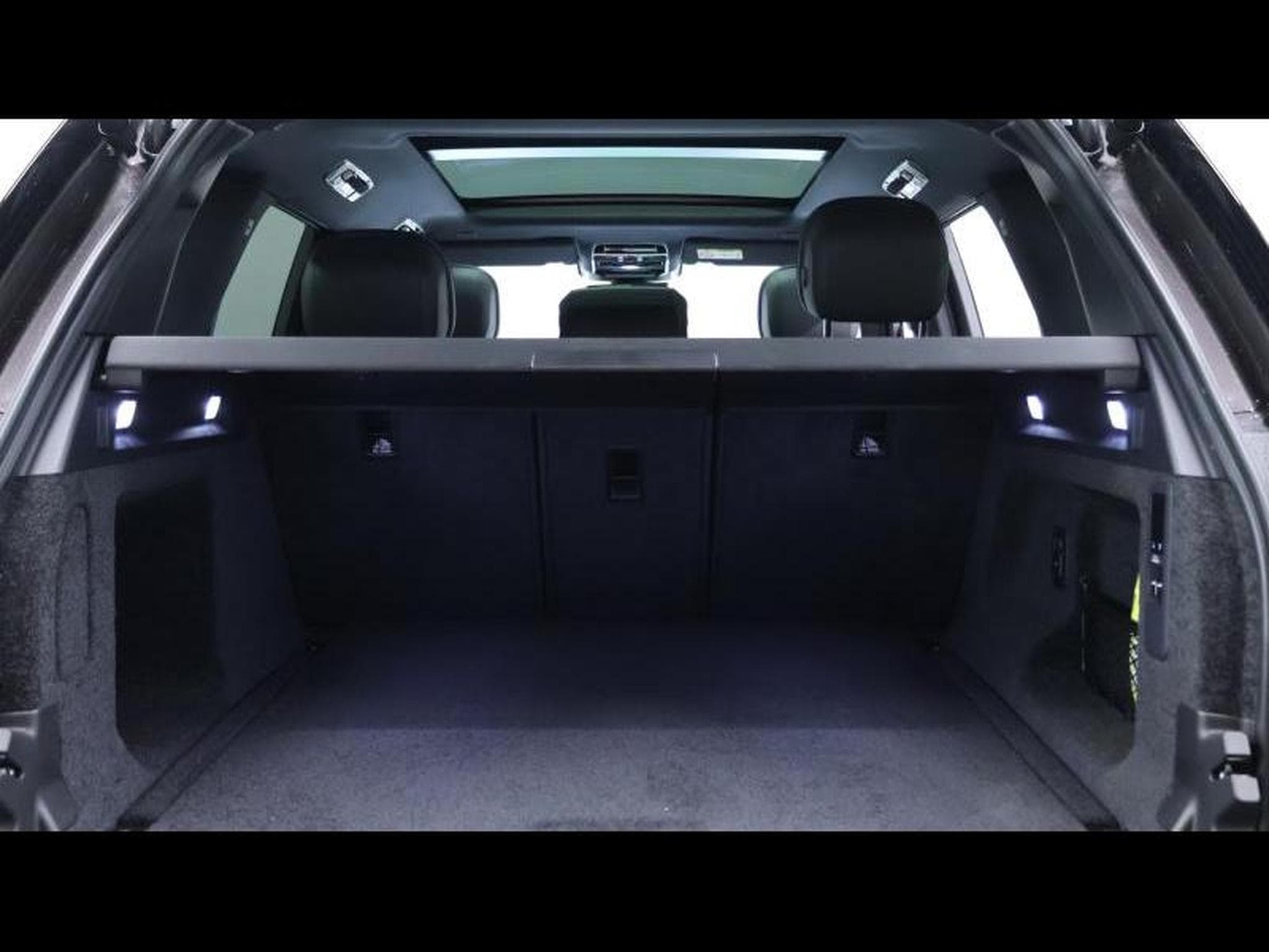Land-Rover Range Rover SWB D300 SE AWD Auto (2026) - Photo 7