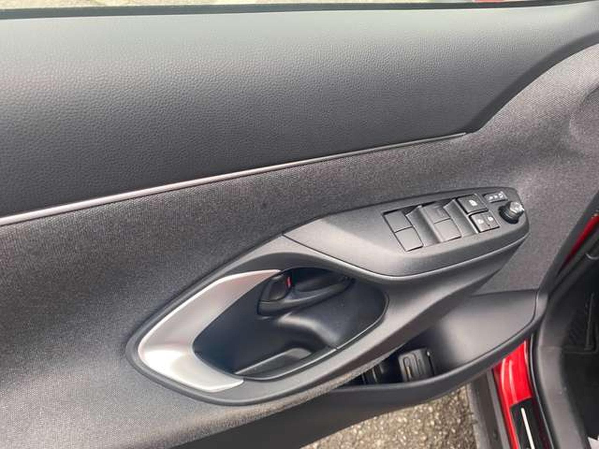 Toyota Yaris Cross Dynamic - JUSQU'A 48 MOIS DE GARANTIE (2022) - Photo 9