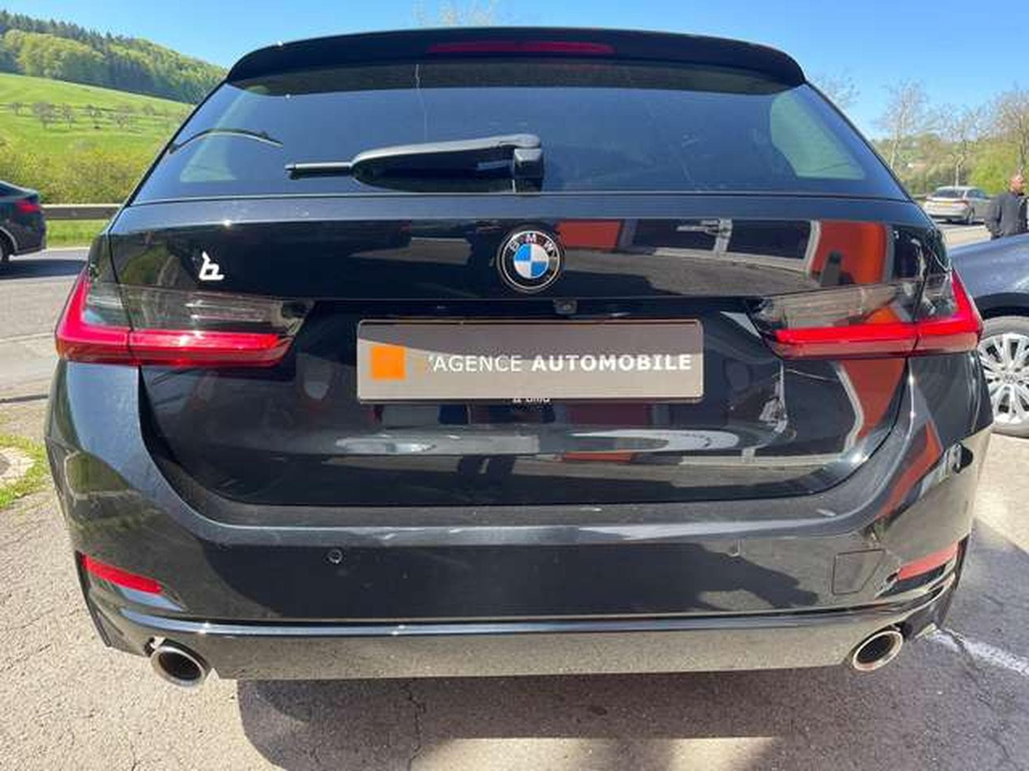 BMW 318 318i Touring Auto/sport-GARANTIE JUSQU'A 48 MOIS (2024) - Photo 6
