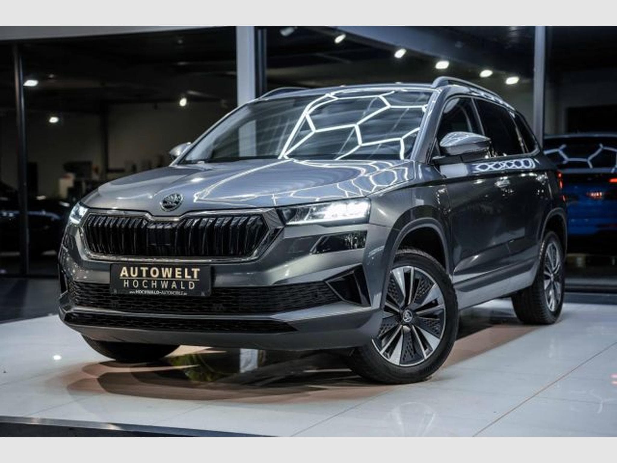 Skoda Karoq Karoq Tour 1.5 TSI DSG ACC MATRIX RFK AHK SHZ (2022) - Foto 2