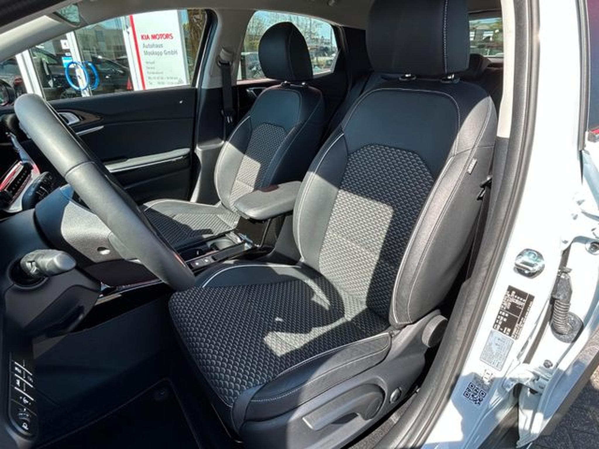 Kia XCeed XCeed 1,5T DCT Vision Komfort Navi LED Kamera (2025) - Foto 10