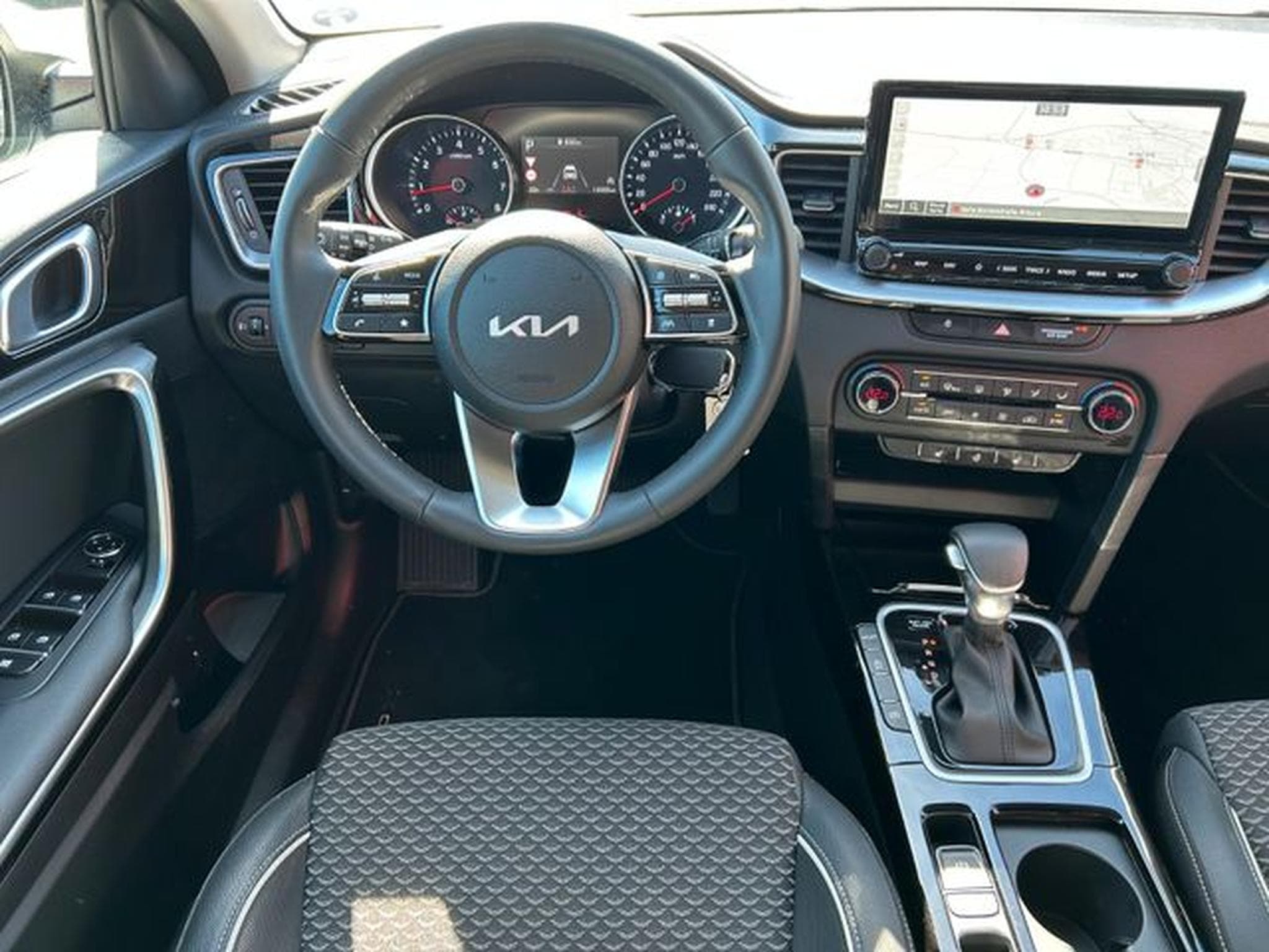 Kia XCeed XCeed 1,5T DCT Vision Komfort Navi LED Kamera (2025) - Foto 12