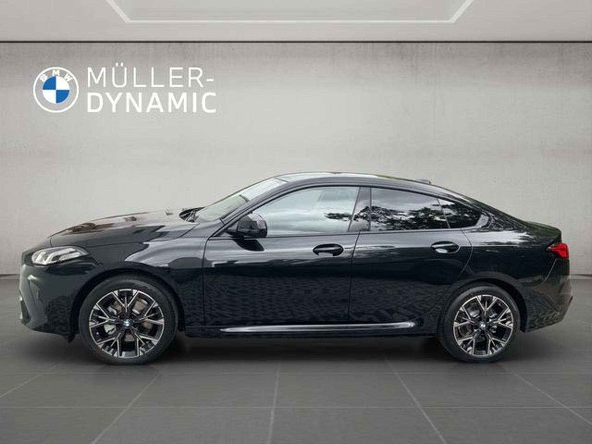 BMW 220 220 GRAN COUPÈ M SPORT DESIGN PARKING DRIVING AS (2025) - Foto 3