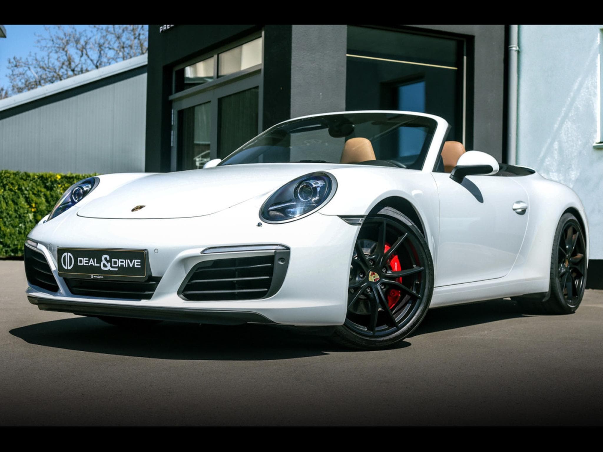 Porsche 911 .2 911 CARRERA S CABRIOLET PDK – WHITE (2016) - Photo 1