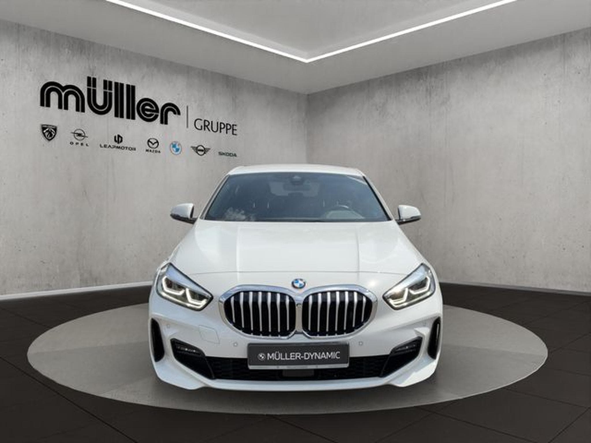 BMW 118 118i M SPORT LED TEMPOMAT KLIMAAUTO (2023) - Photo 2