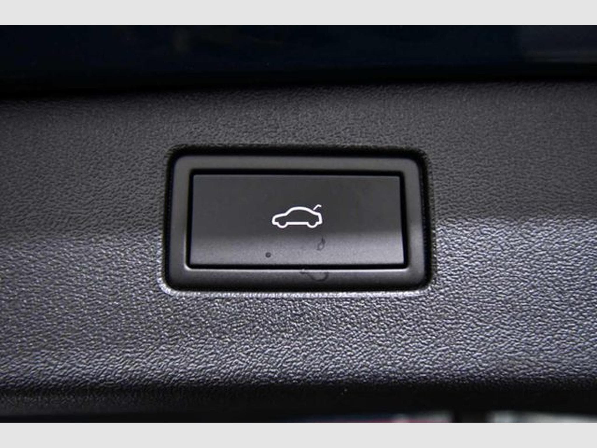 VW Tiguan Tiguan Diesel 2.0 TDI SCR 4MOTION DSG R-Line - S (2025) - Photo 11