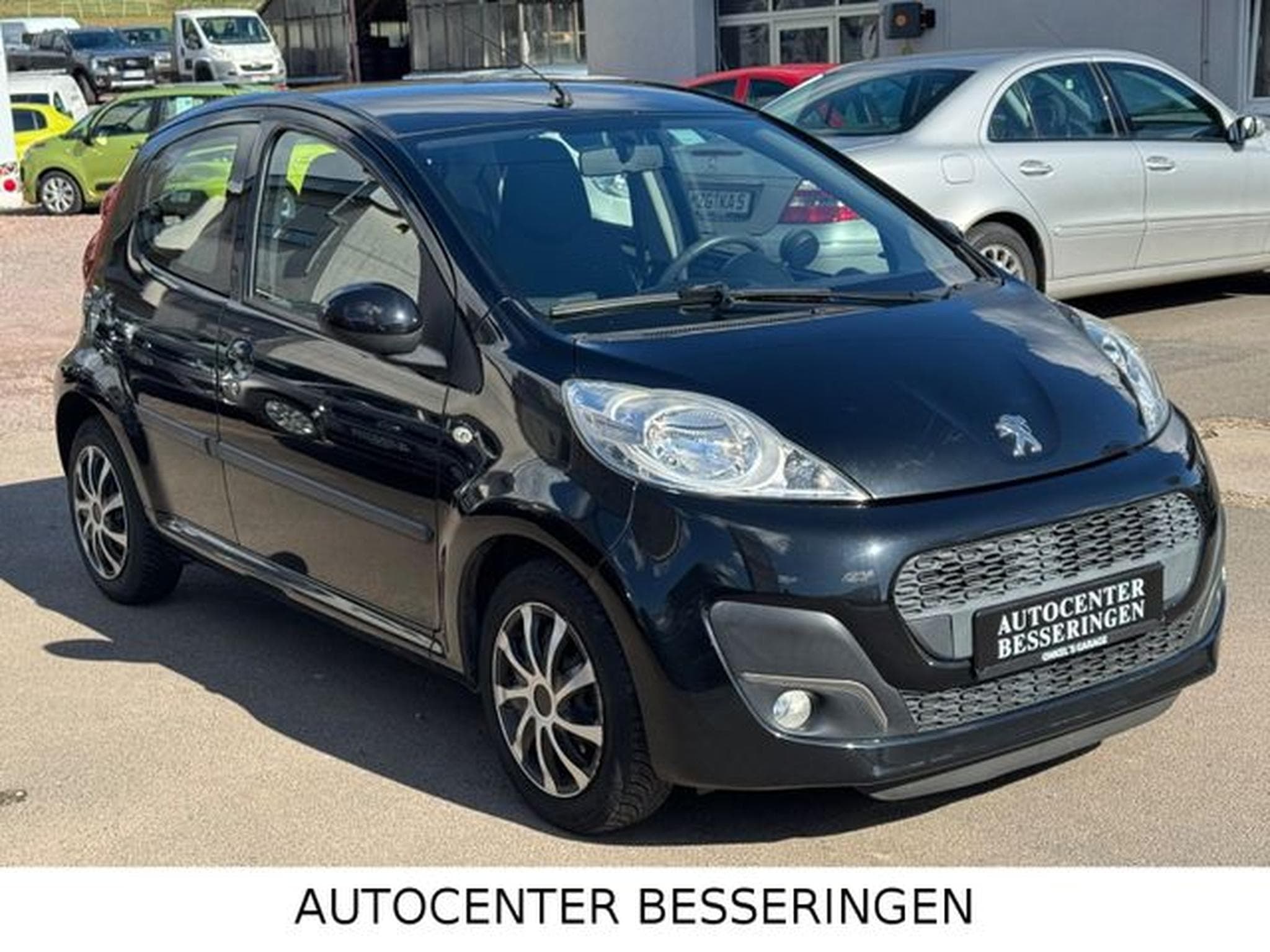 Peugeot 107 107 Active * AUTOMATIK * KLIMA * (2014) - Foto 2