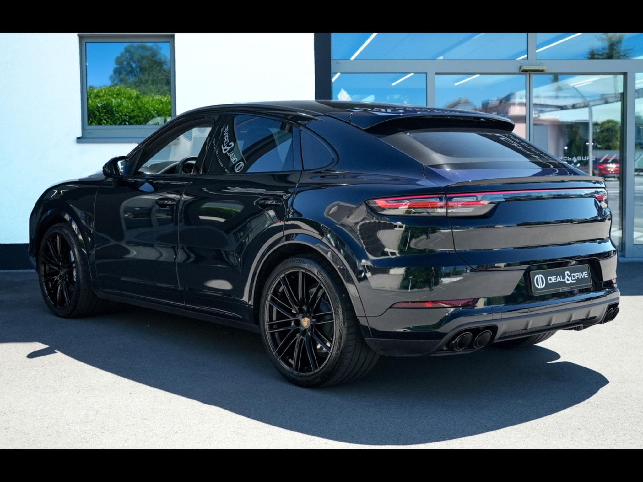 Porsche Cayenne TURBO COUPE TIPTRONIC – MOONLIGHT BLUE (2020) - Photo 2