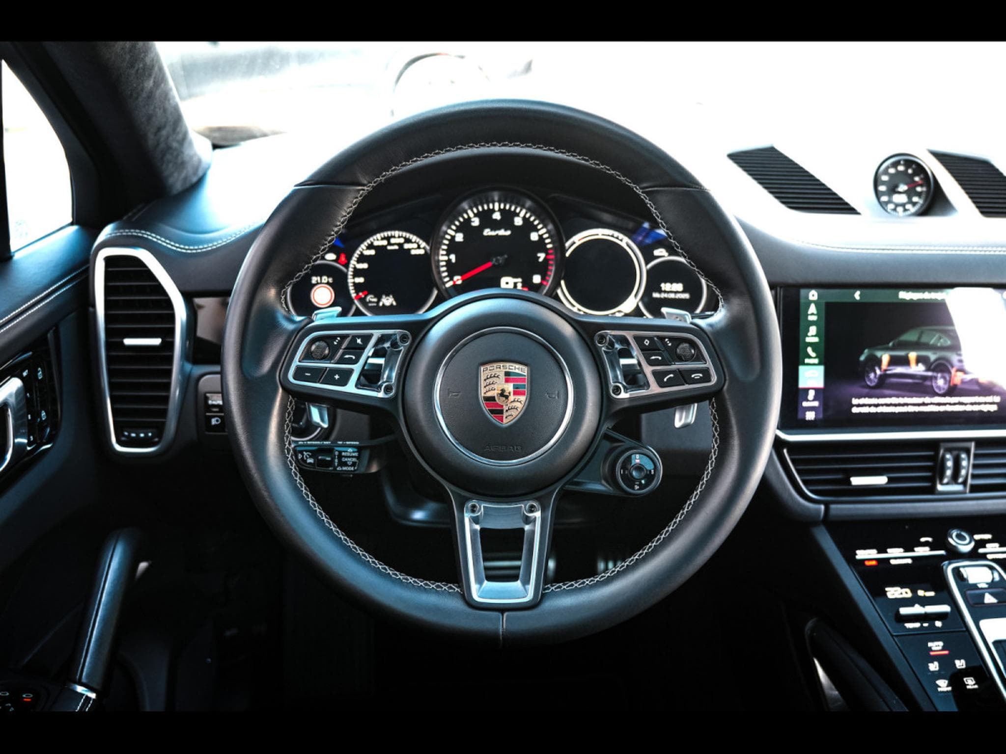 Porsche Cayenne TURBO COUPE TIPTRONIC – MOONLIGHT BLUE (2020) - Photo 9