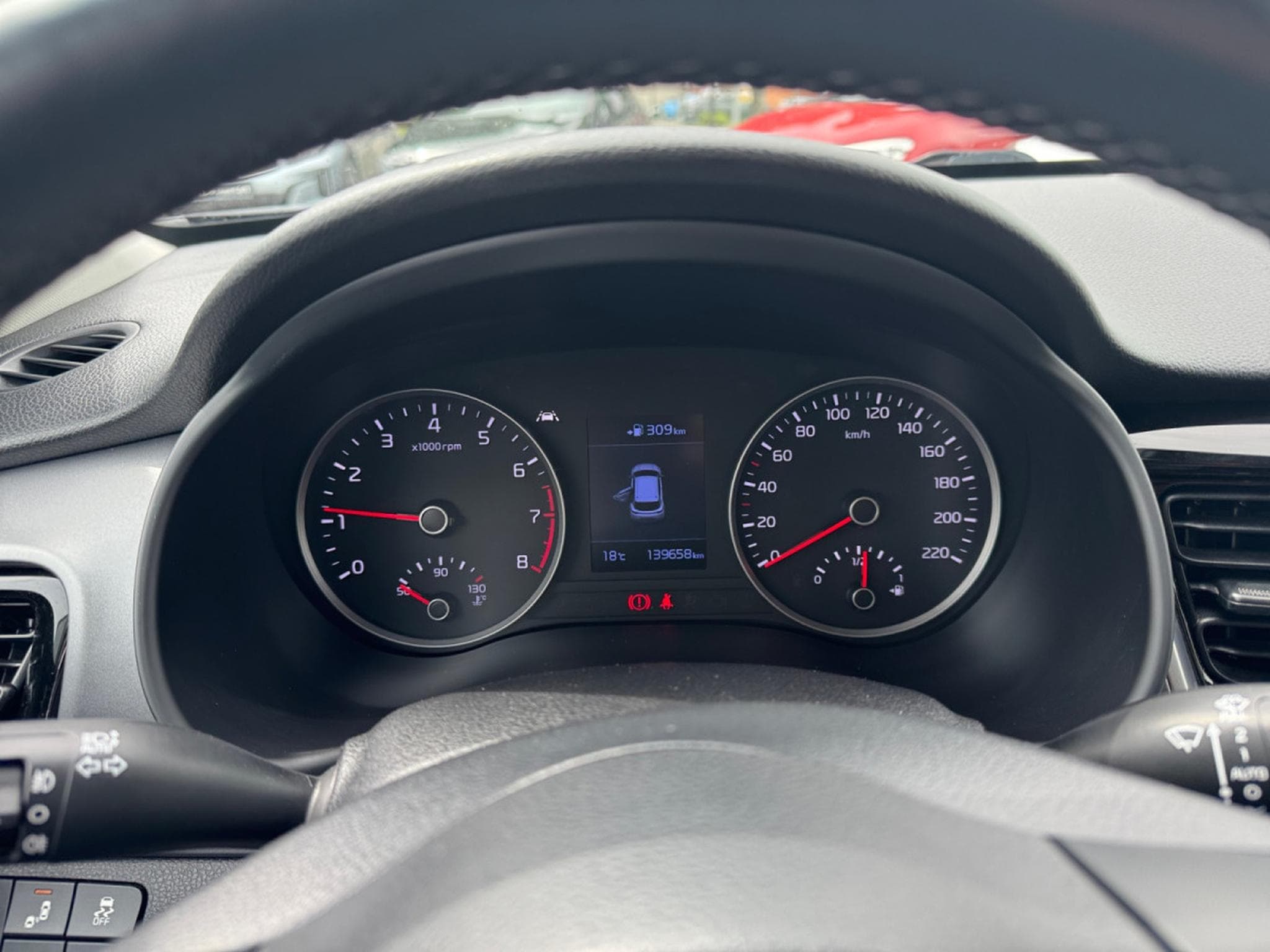 Kia Stonic Sense 1.0T ISG (2017) - Foto 14