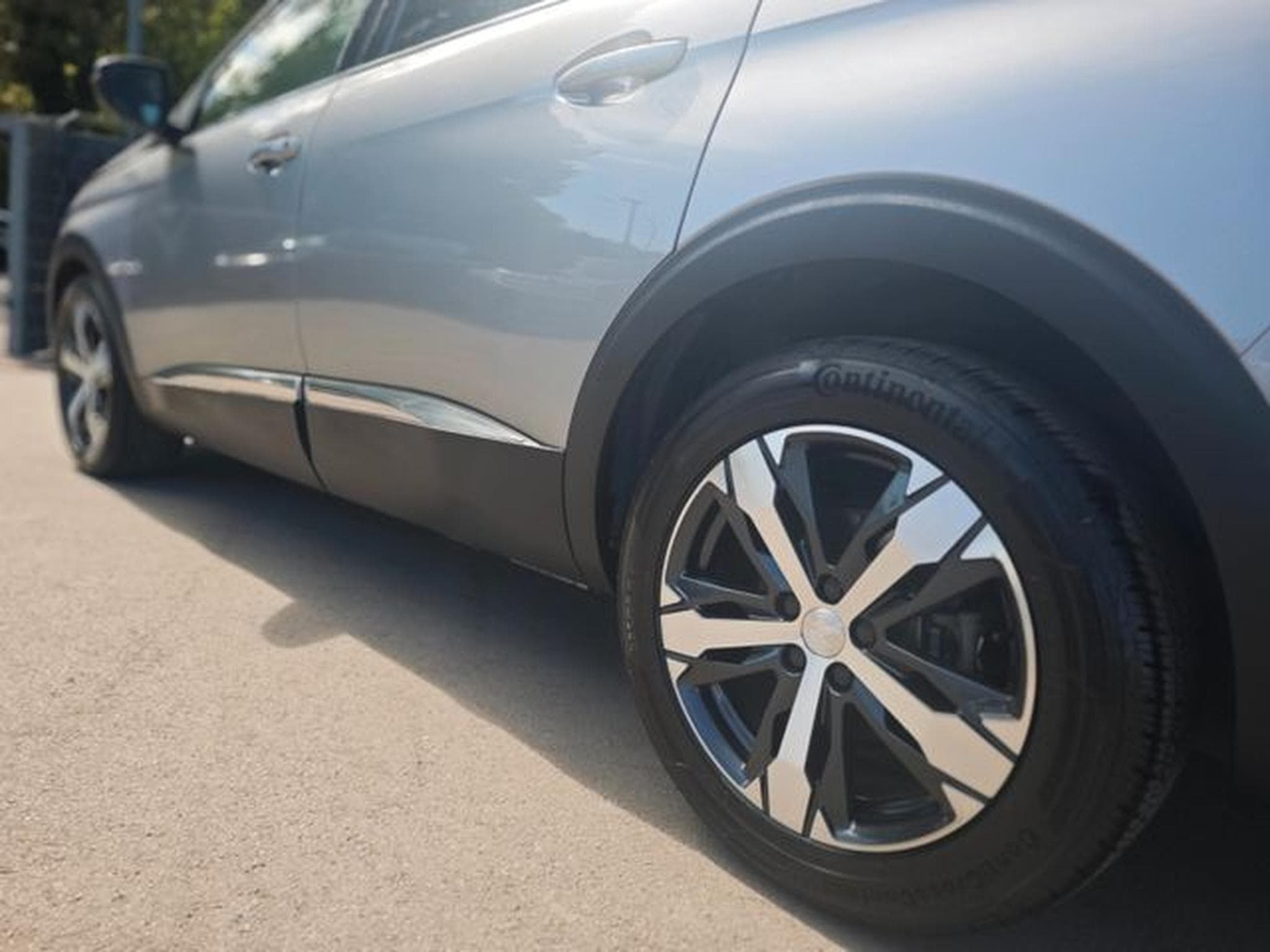 Peugeot 5008 5008 GT-LINE*AUT.*7.SITZER*AHK*ACC*PANORAMA* (2018) - Photo 10