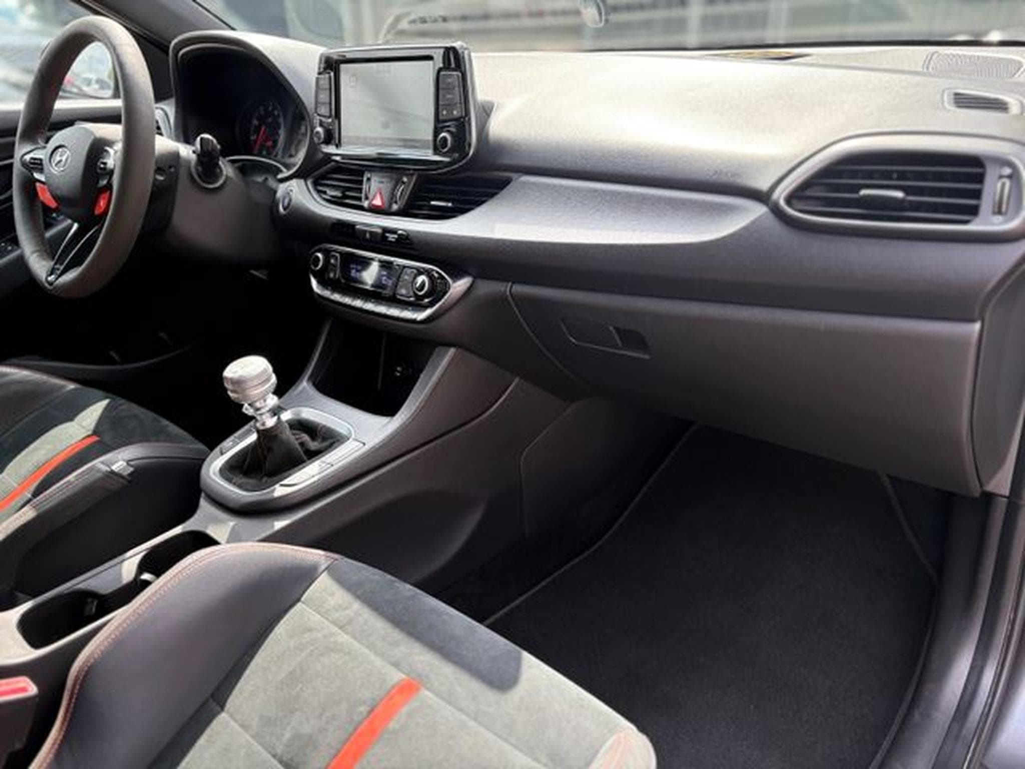 Hyundai i30 i30N PROJECT C *CARBON*MAGNESIUM FELGEN*LED* (2020) - Photo 15