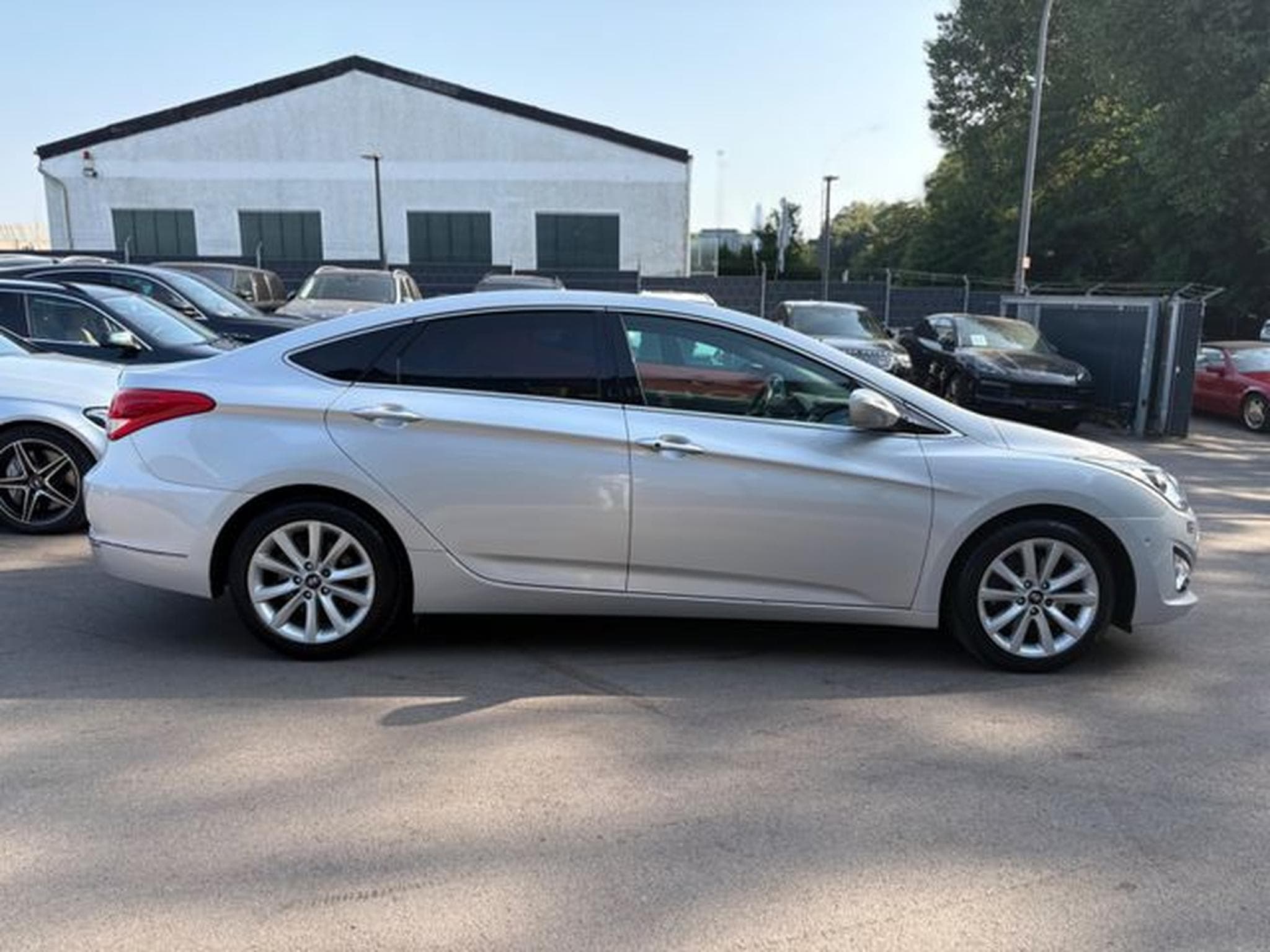Hyundai i40 i40 EXECUTIVE*PANORAMA*VOLL-LEDER*BI-XENON*TOP (2014) - Photo 12