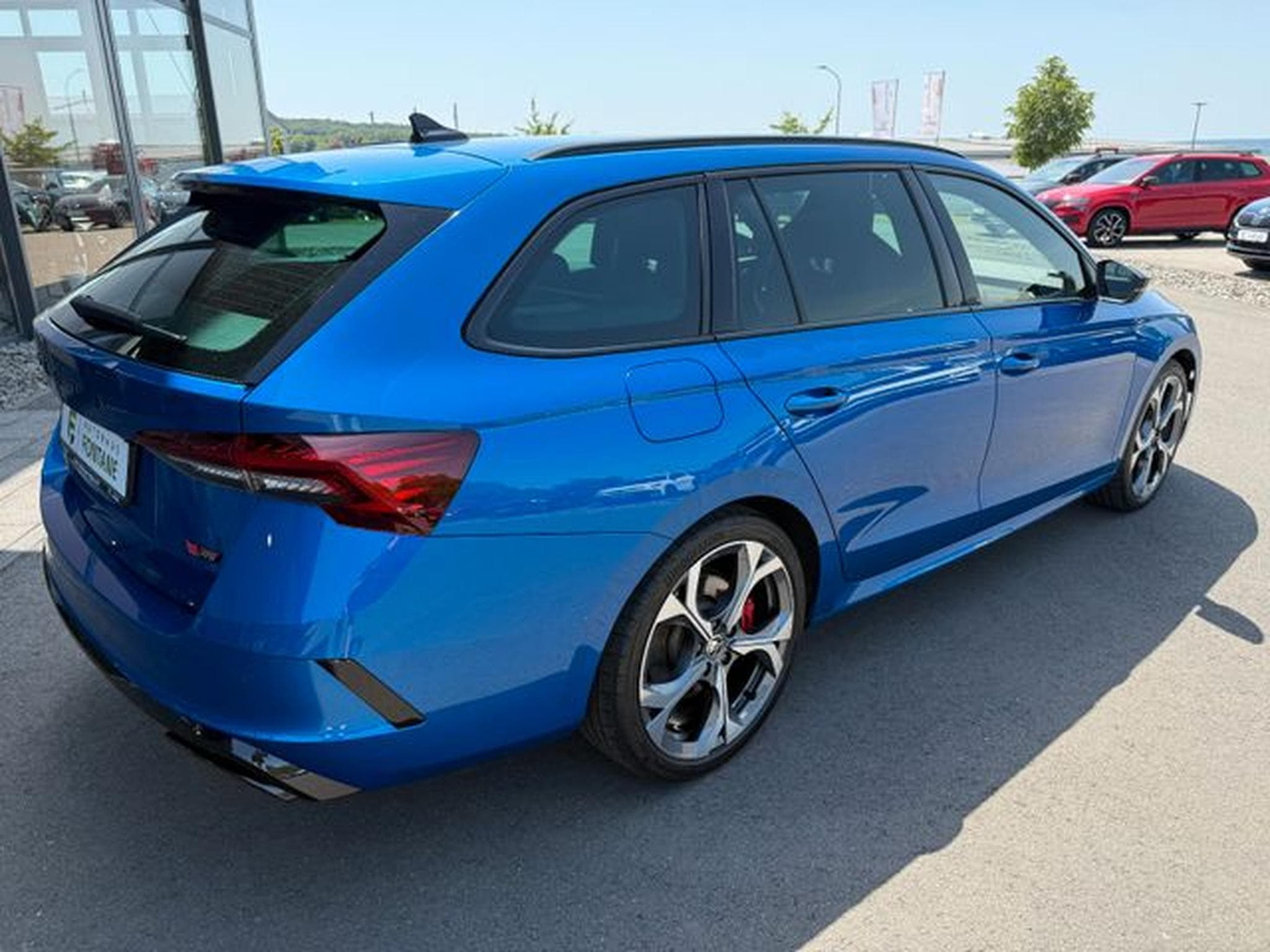 Skoda Octavia Octavia Kombi 2.0TSI RS 19"Leder Canton Facelift (2025) - Photo 5