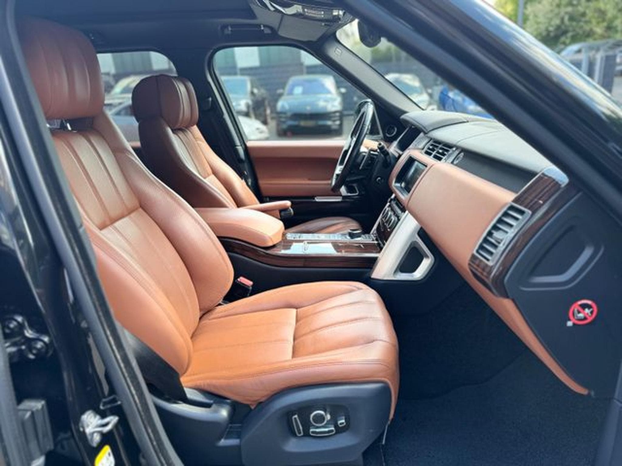 Land-Rover Range Rover RANGE ROVER AUTOBIOGRAPHY *TV*MASSAGE*PANO.*COC* (2017) - Photo 15