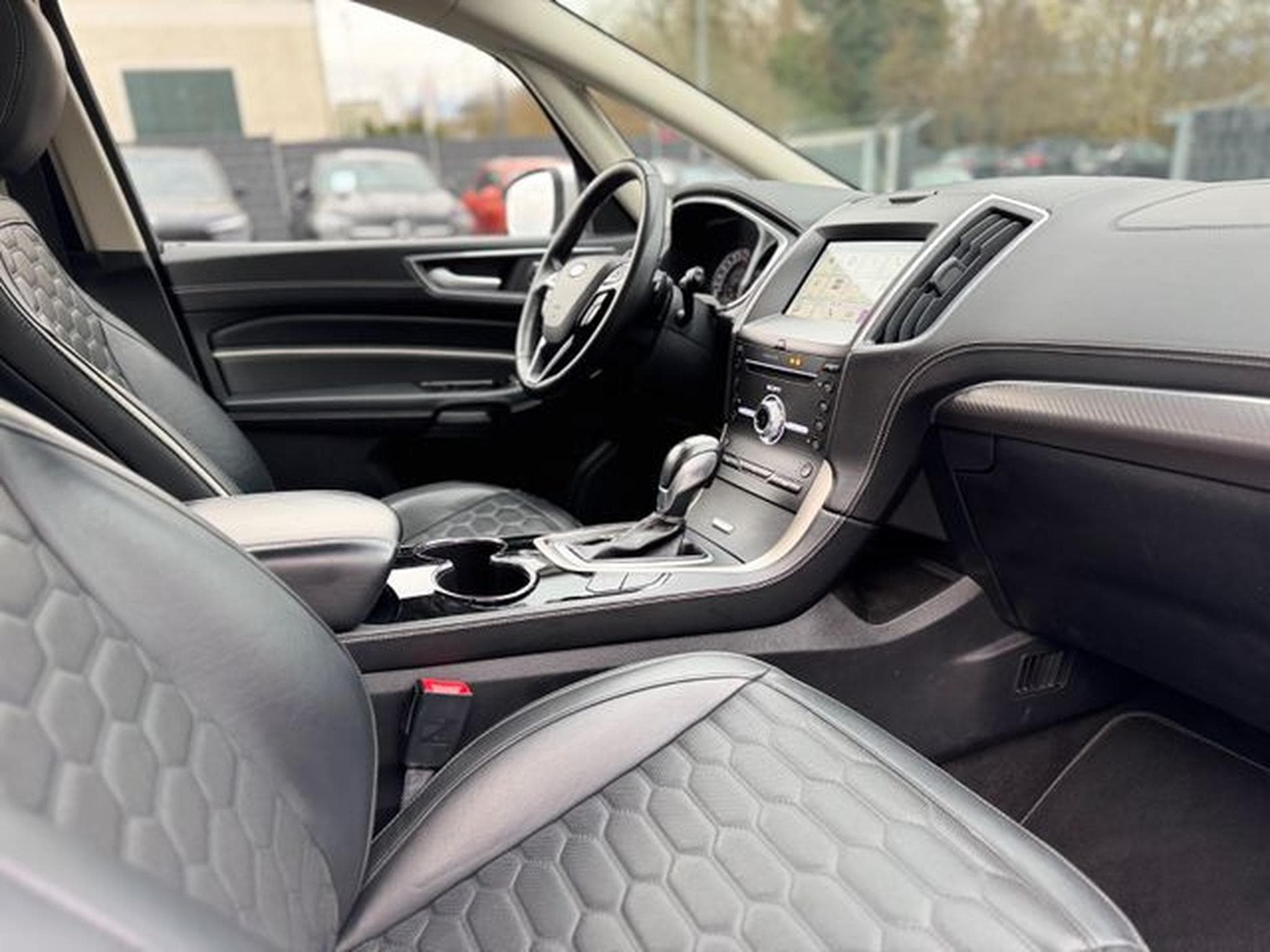 Ford S-Max S-MAX VIGNALE*AUT.*VOLL-LED*KAMERA*PANORAMA*SONY (2017) - Photo 15