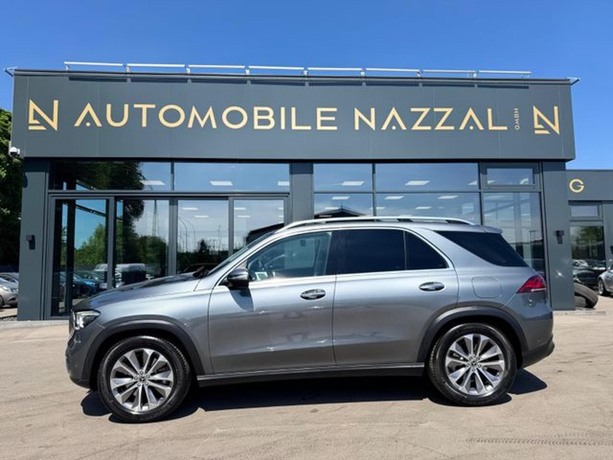 Mercedes GLE 350 GLE 350e*WIDESCREEN*EXCLUSIVE-PACK*PANO*BURMEST (2023) - Photo 11